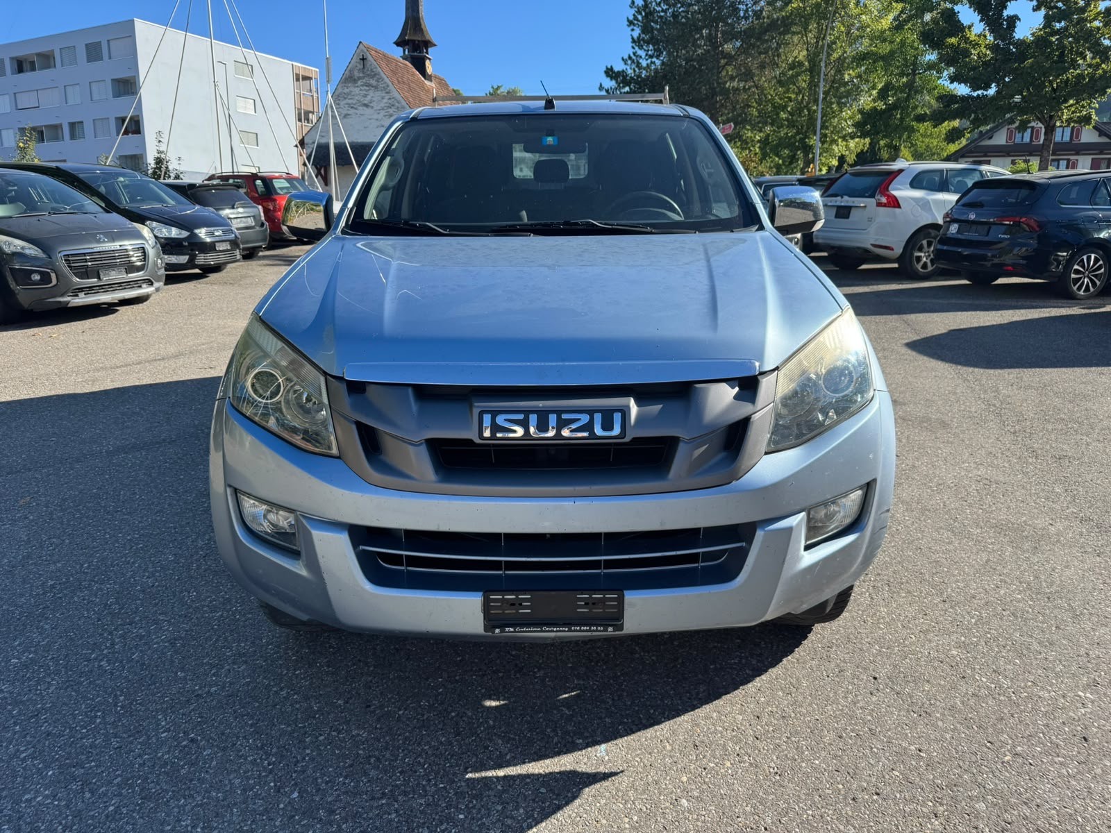 ISUZU D-MAX 2.5 Crew Cab Planet 4x4-image-1