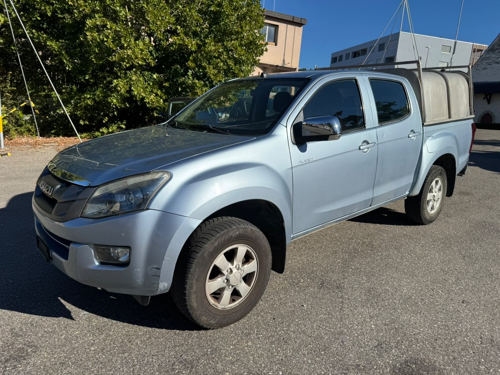 ISUZU D-MAX 2.5 Crew Cab Planet 4x4-image-0