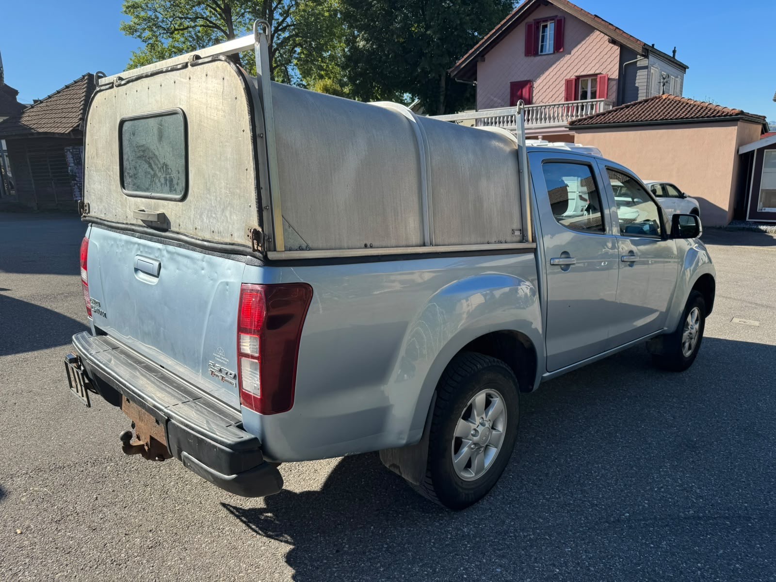 ISUZU D-MAX 2.5 Crew Cab Planet 4x4-image-5