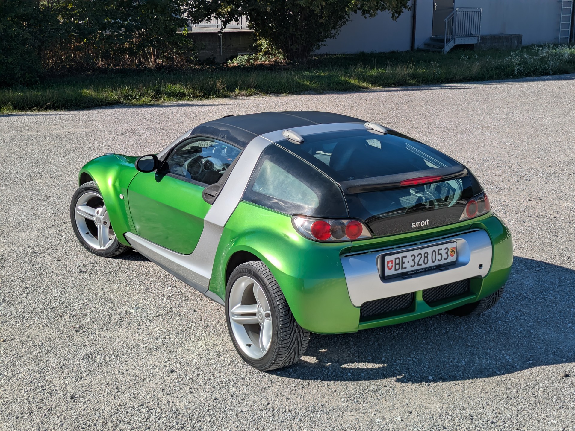 SMART ROADSTER-image-1