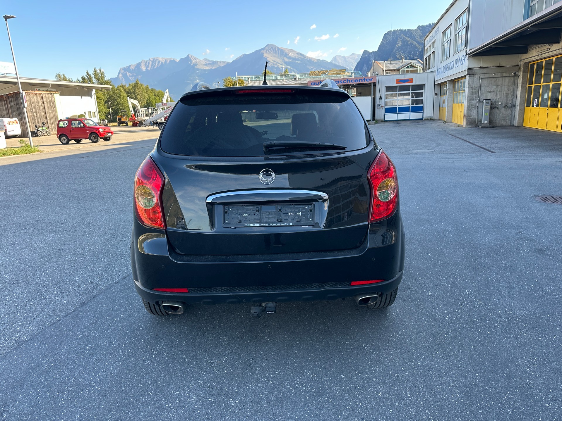KGM-SsangYong Korando 2.0 e-XDI Quartz 4WD Automatic-image-6
