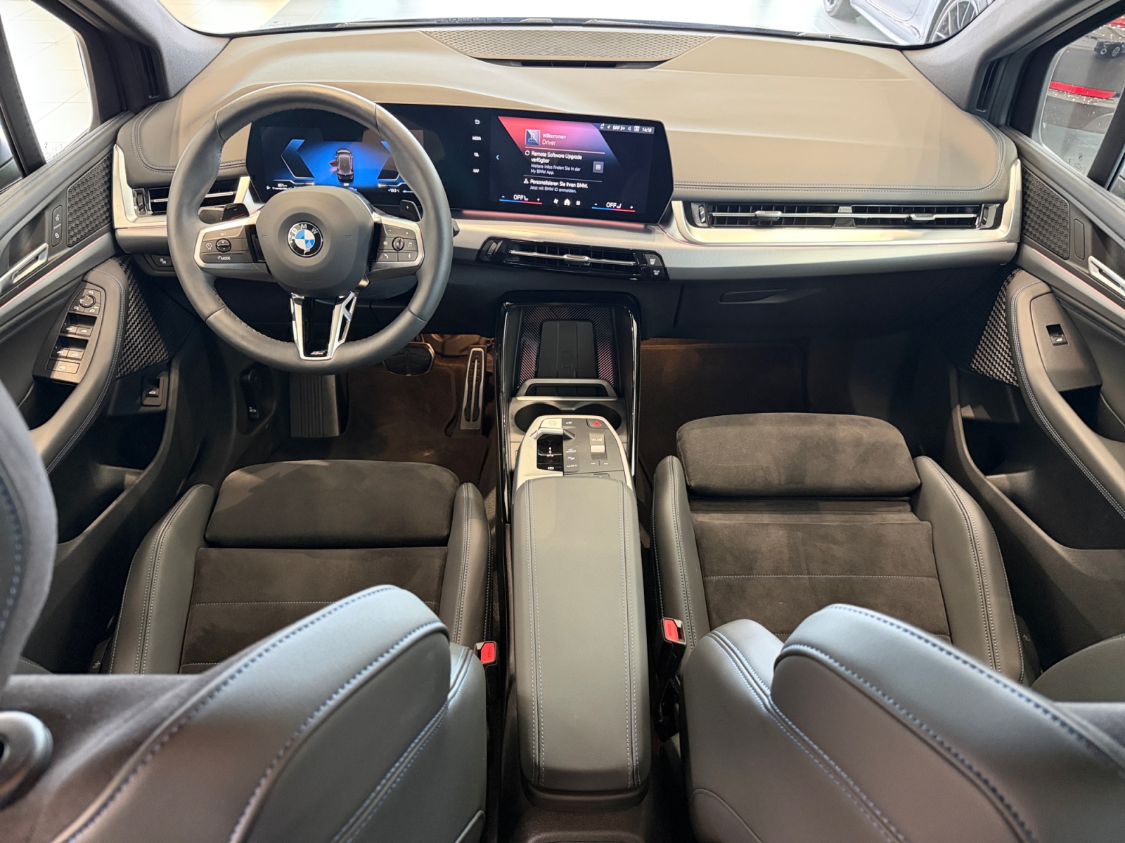 BMW 218d Active Tourer M Sport DKG-image-10