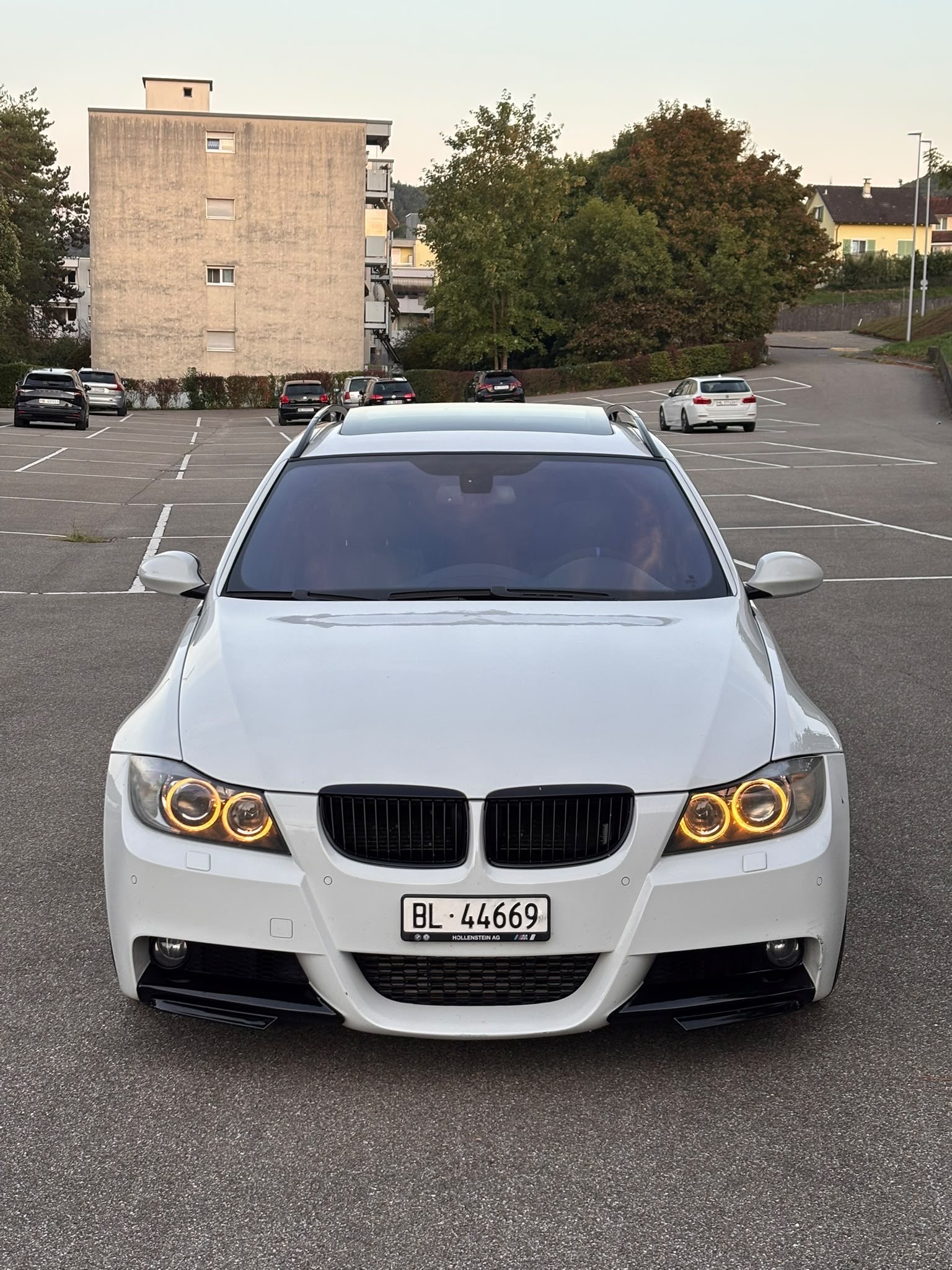 BMW 335d Touring Steptronic-image-1