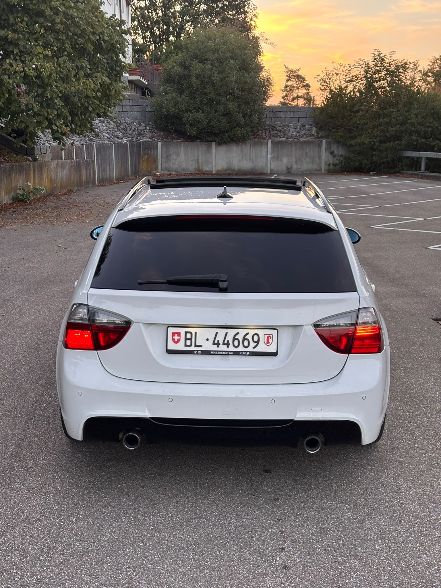 BMW 335d Touring Steptronic-image-4