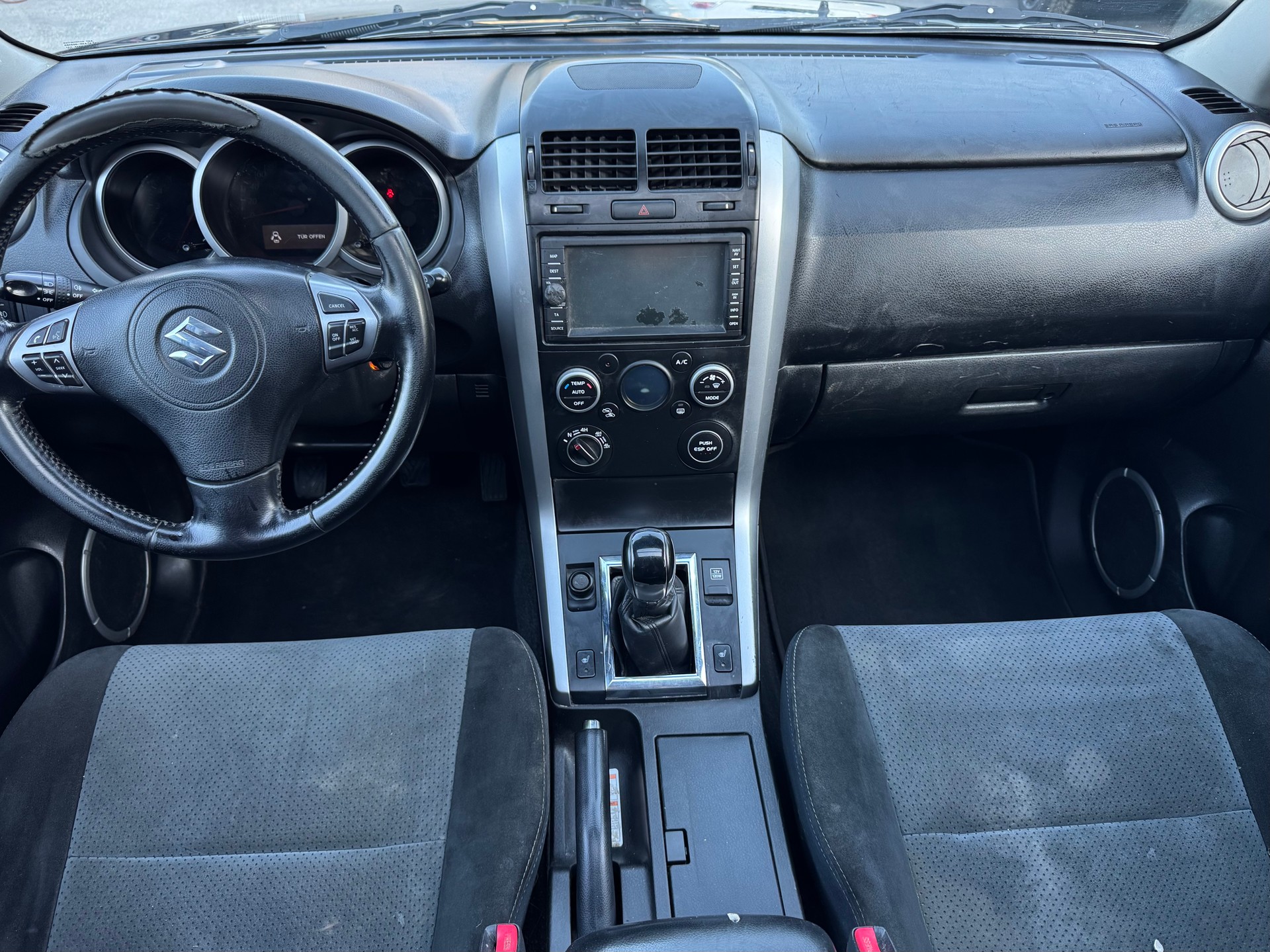 SUZUKI Grand Vitara 2.4 16V GL Top-image-12
