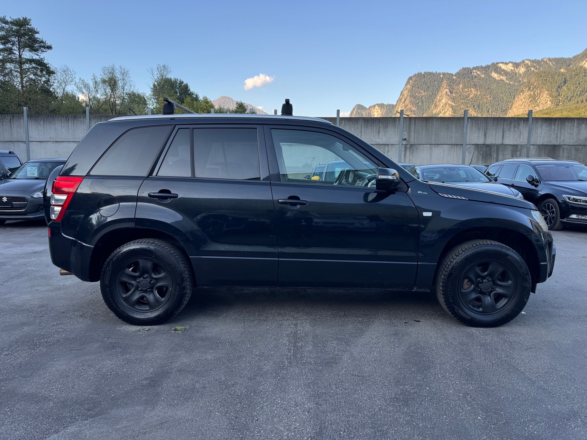 SUZUKI Grand Vitara 2.4 16V GL Top-image-2