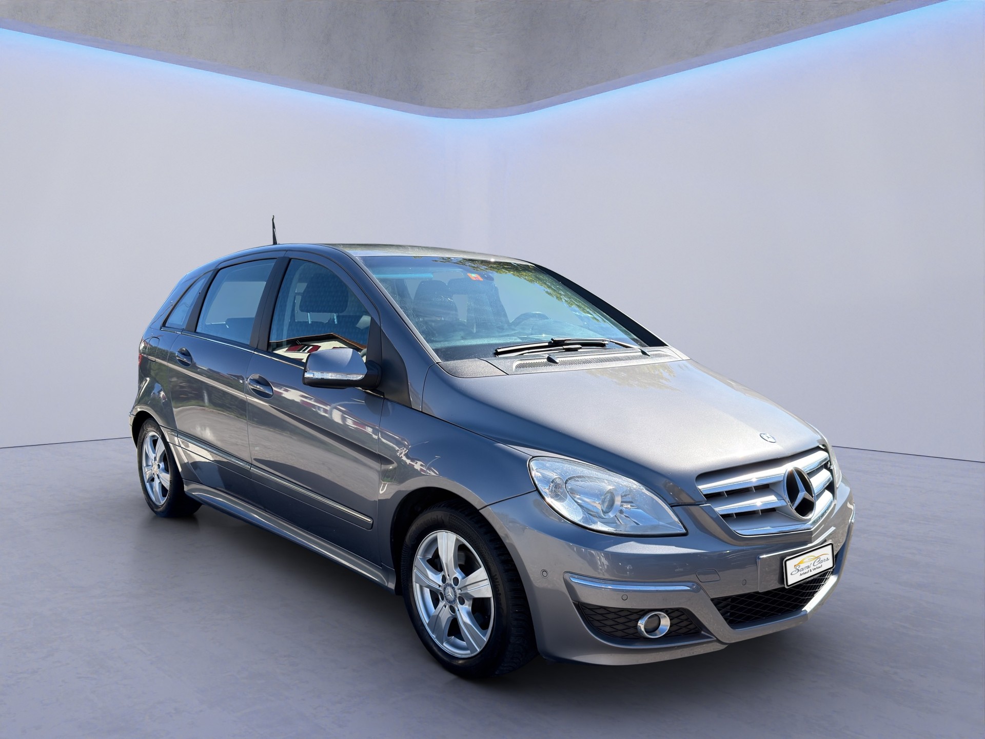 MERCEDES-BENZ B 200 7G-DCT-image-4