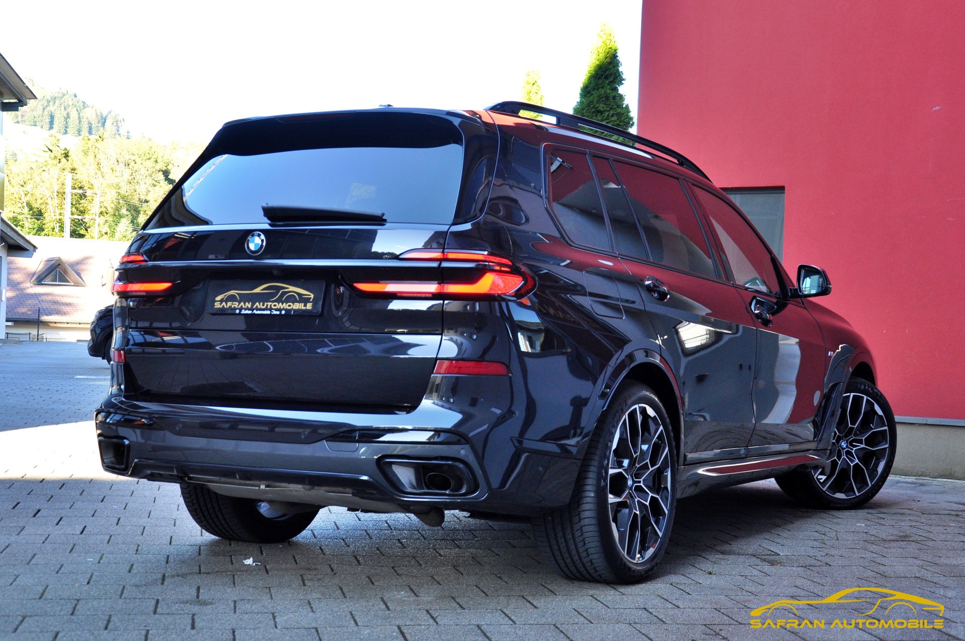 BMW X7 xDrive 48V 40d M Sport Pro Steptronic-image-6