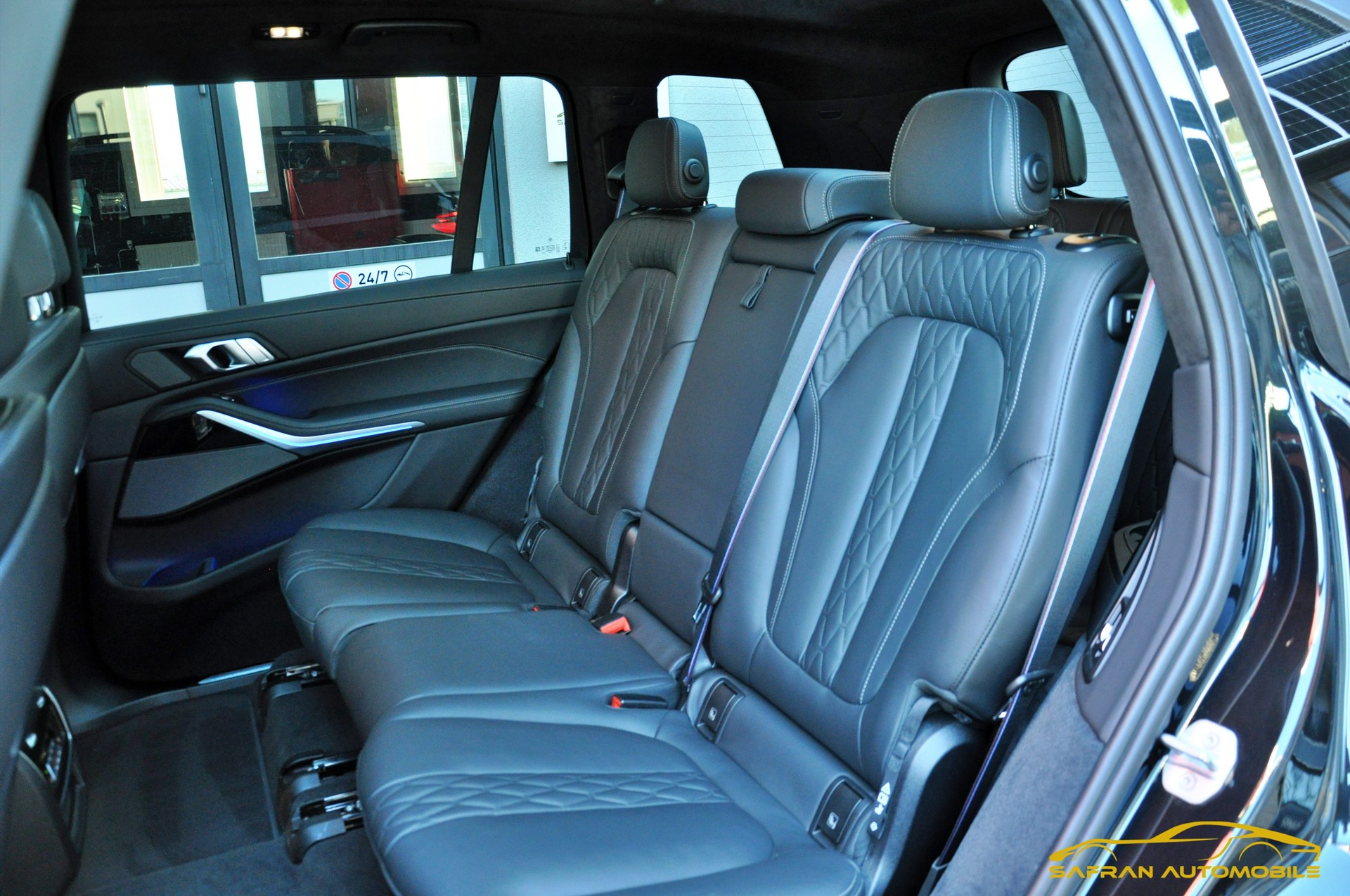 BMW X7 xDrive 48V 40d M Sport Pro Steptronic-image-12