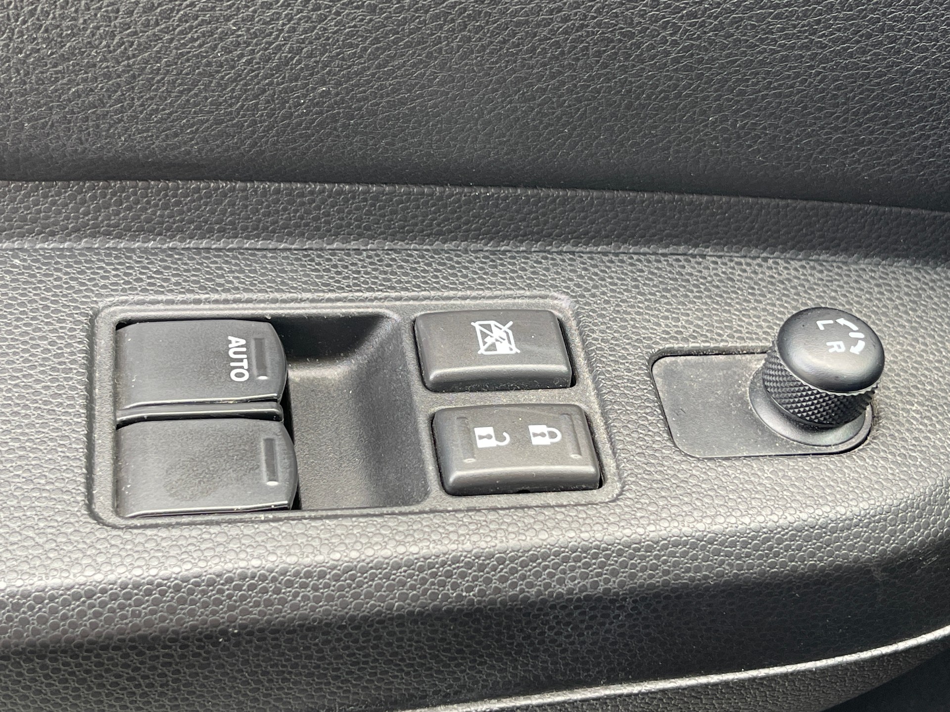 SUZUKI Ignis 1.2i Compact+ Hybrid 4x4-image-21