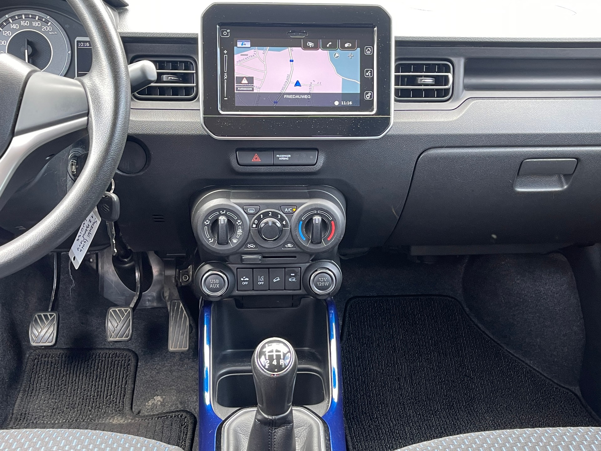 SUZUKI Ignis 1.2i Compact+ Hybrid 4x4-image-11