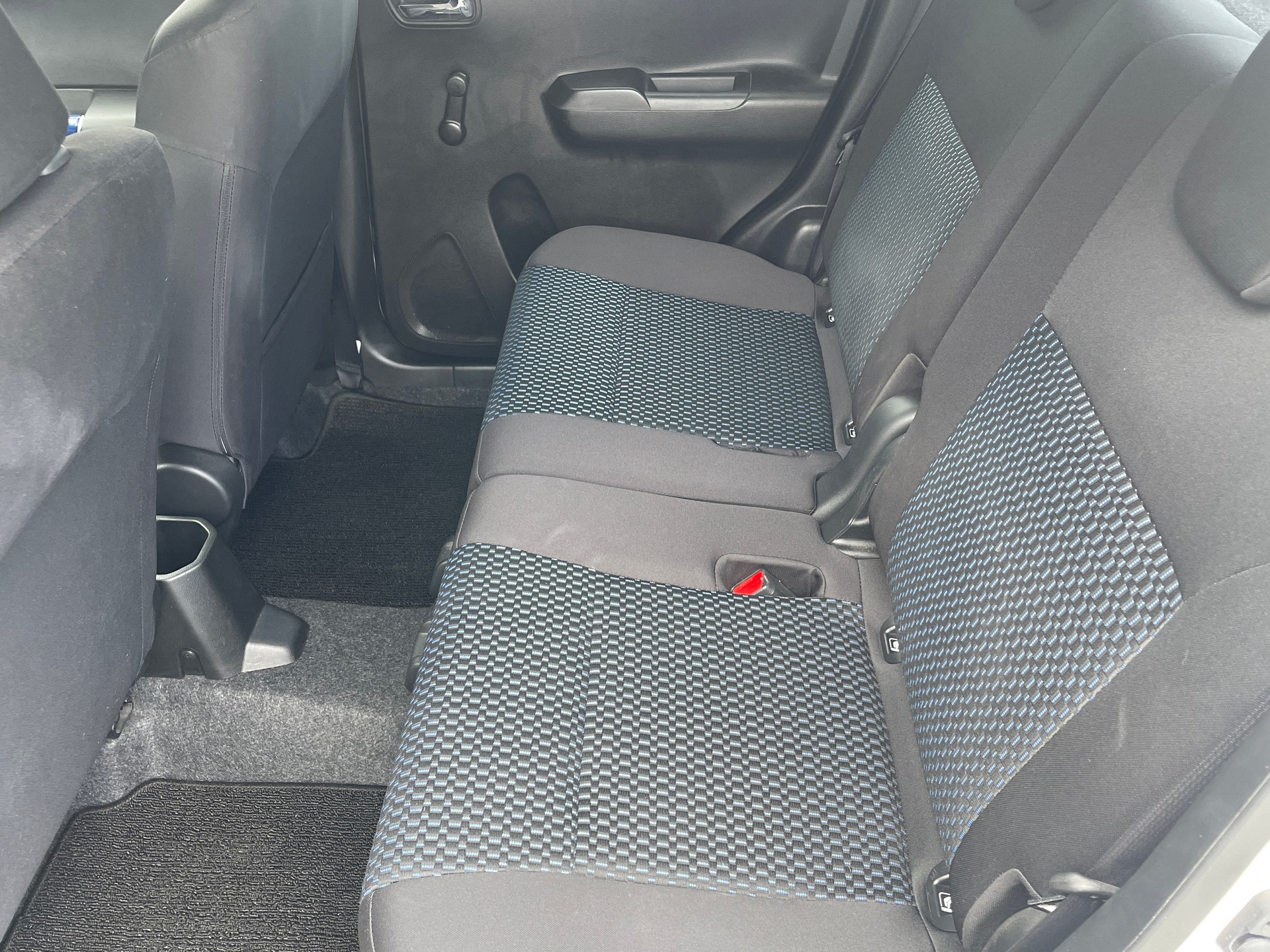 SUZUKI Ignis 1.2i Compact+ Hybrid 4x4-image-8
