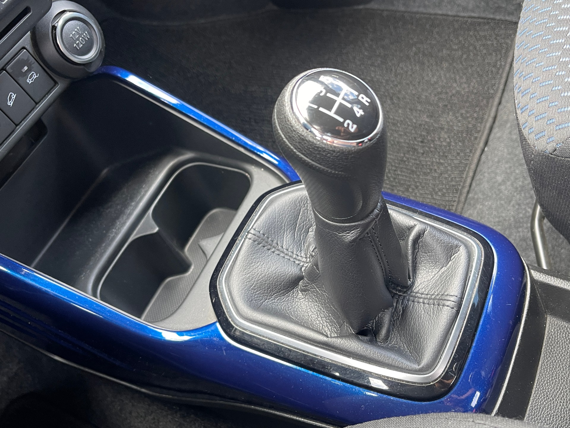SUZUKI Ignis 1.2i Compact+ Hybrid 4x4-image-14