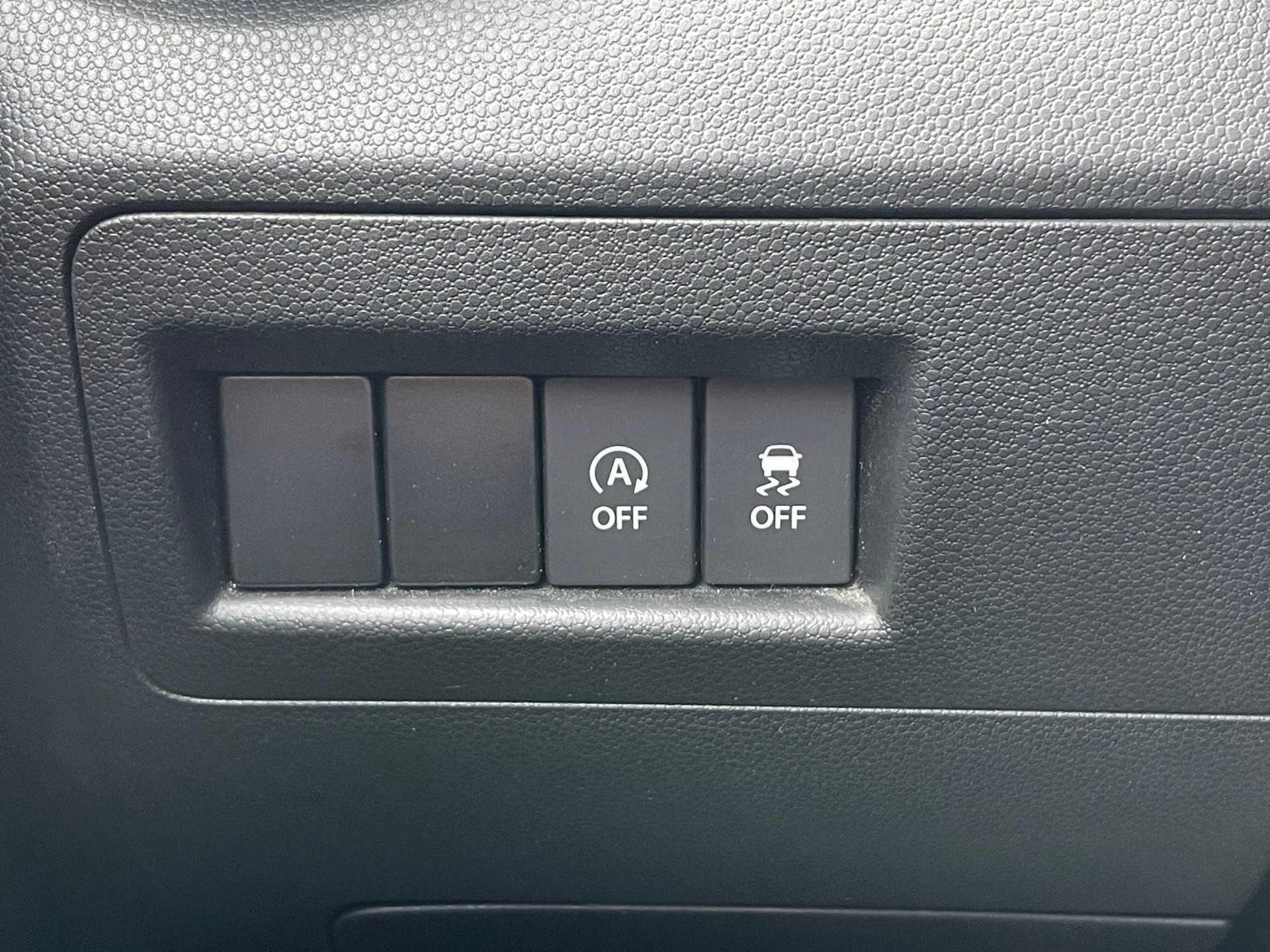 SUZUKI Ignis 1.2i Compact+ Hybrid 4x4-image-20