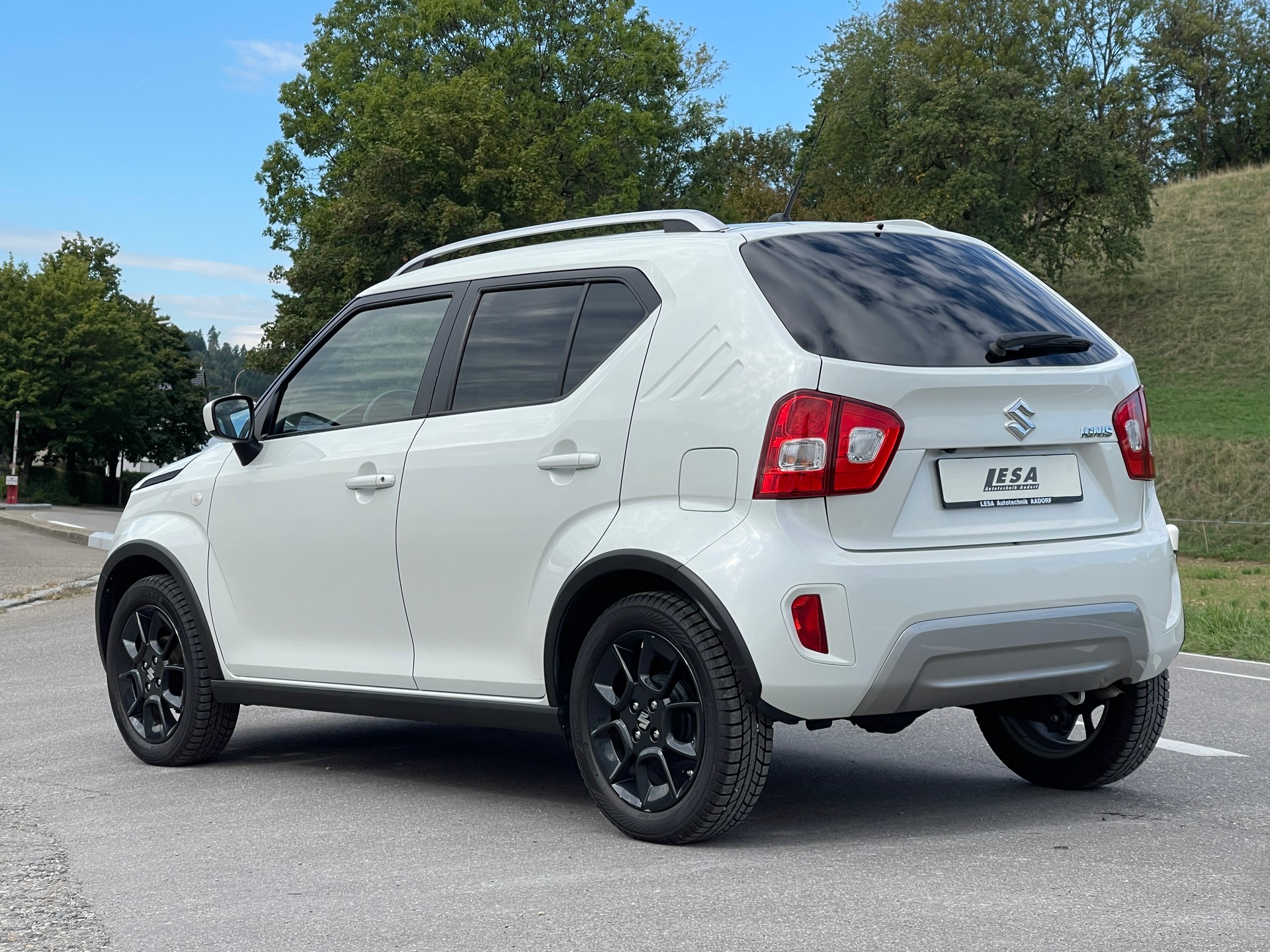 SUZUKI Ignis 1.2i Compact+ Hybrid 4x4-image-2