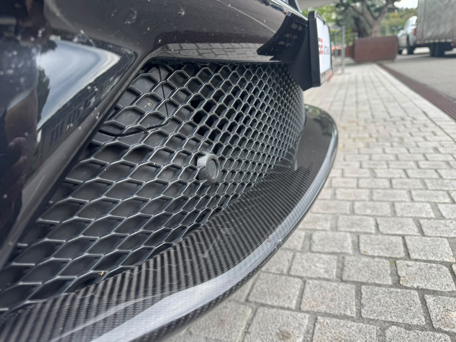 MASERATI Levante 3.8 V8 Trofeo Q4 Automatica (CH) Carbon Exterieur & Interieur-image-21