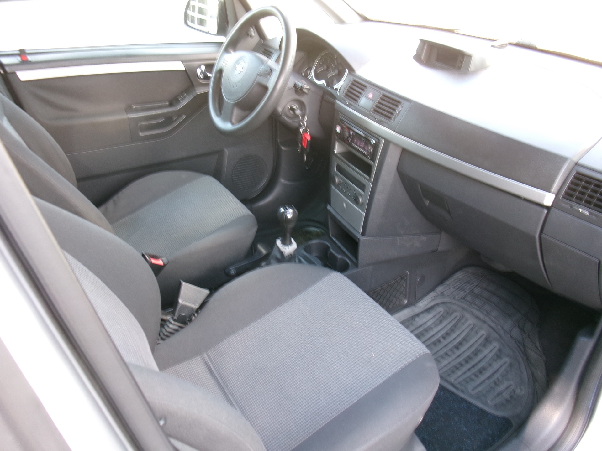OPEL Meriva 1.4 TP (Essentia)-image-5