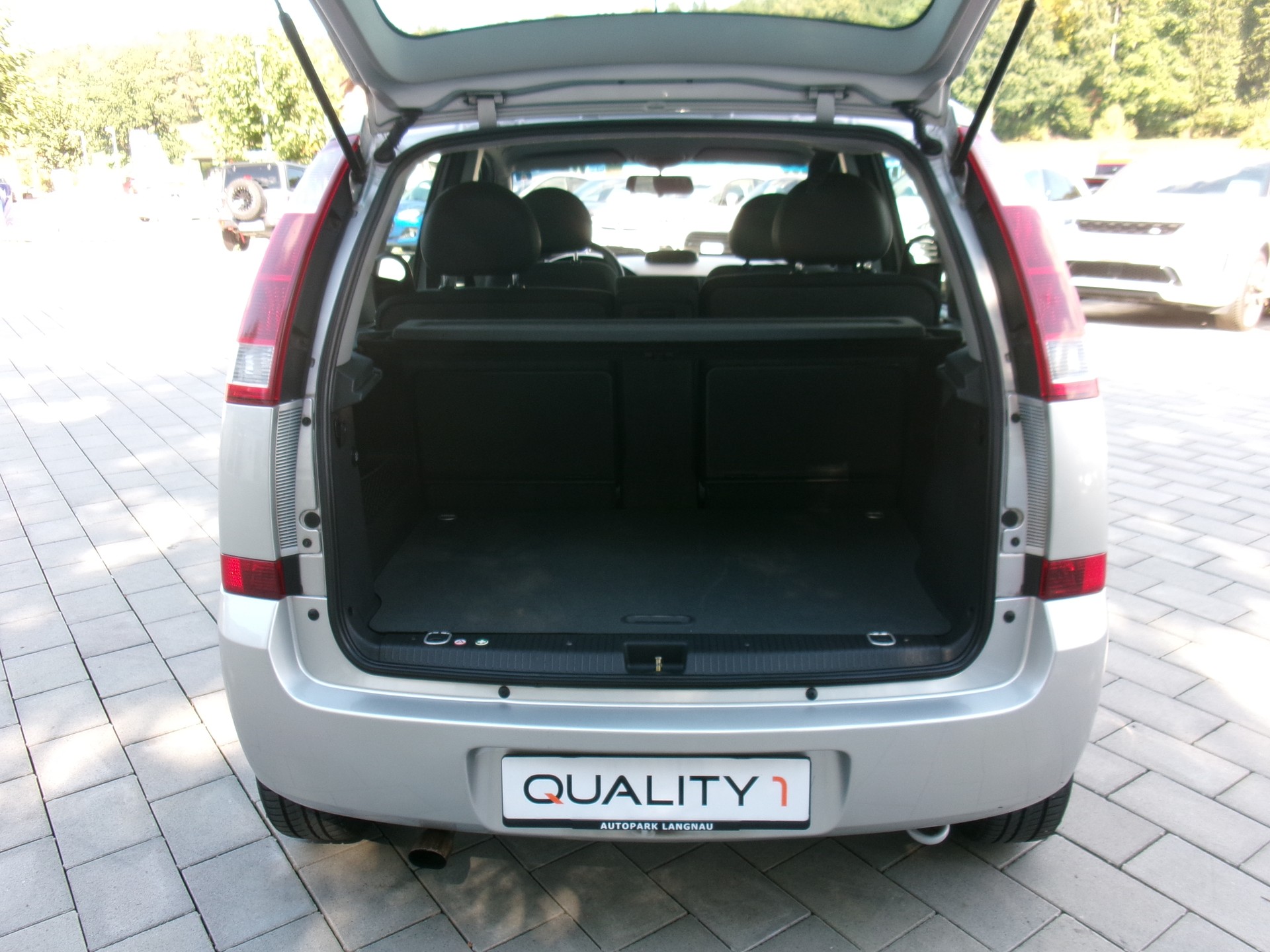 OPEL Meriva 1.4 TP (Essentia)-image-7