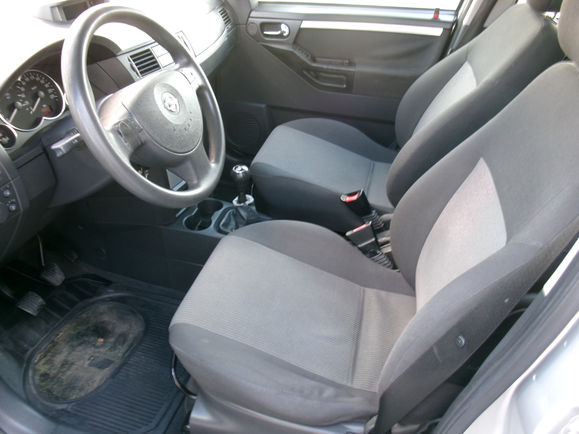 OPEL Meriva 1.4 TP (Essentia)-image-4