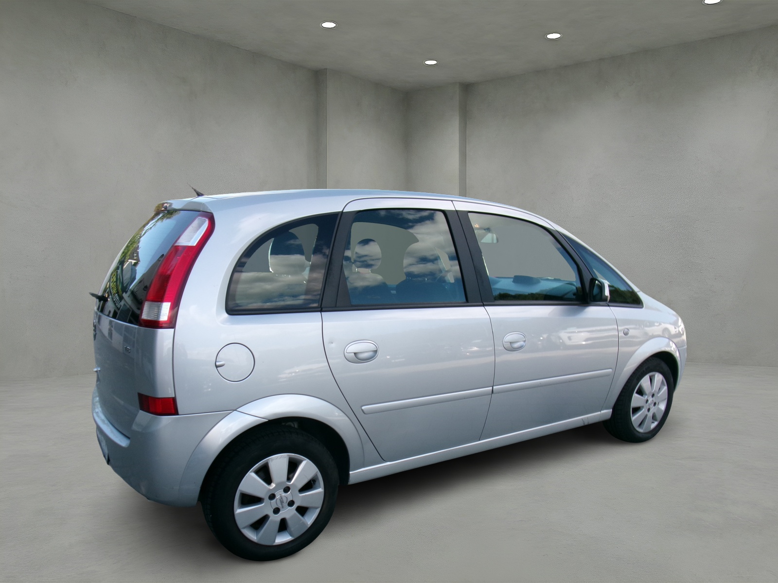 OPEL Meriva 1.4 TP (Essentia)-image-2