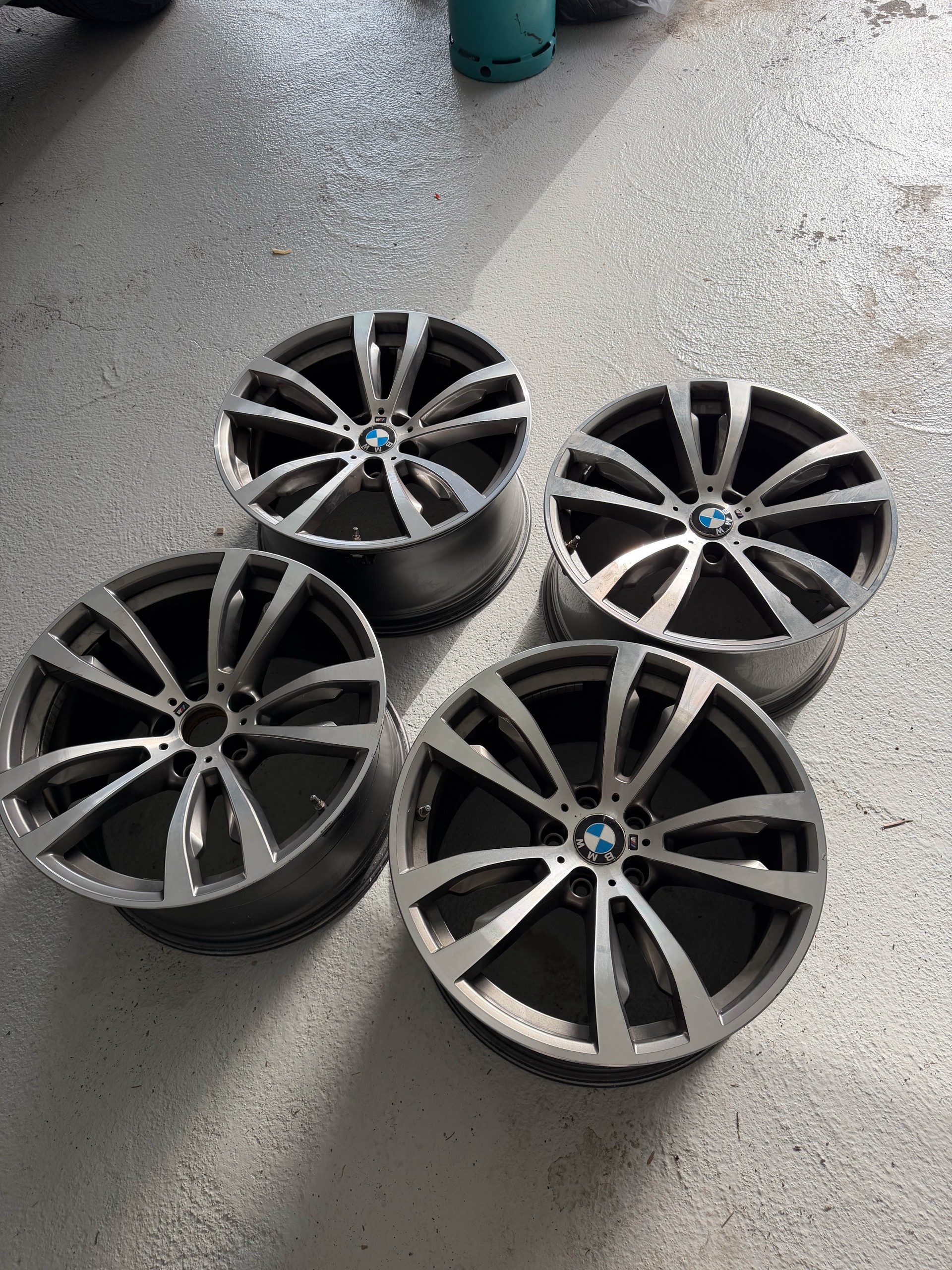 BMW 50i xDrive-image-5