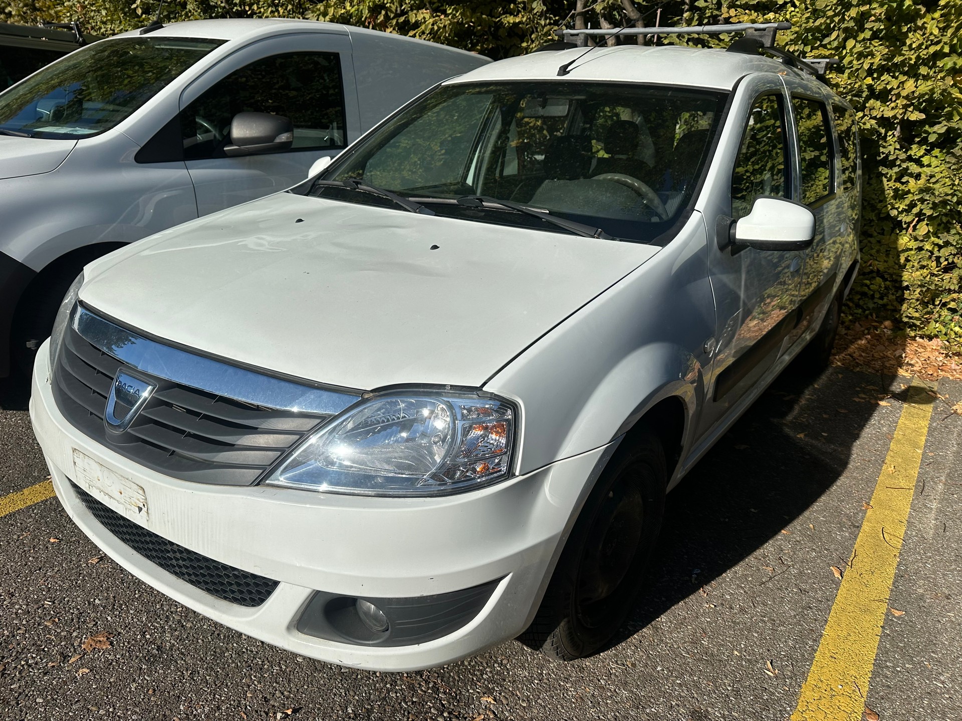 DACIA Logan 1.6 16V Lauréate-image-2