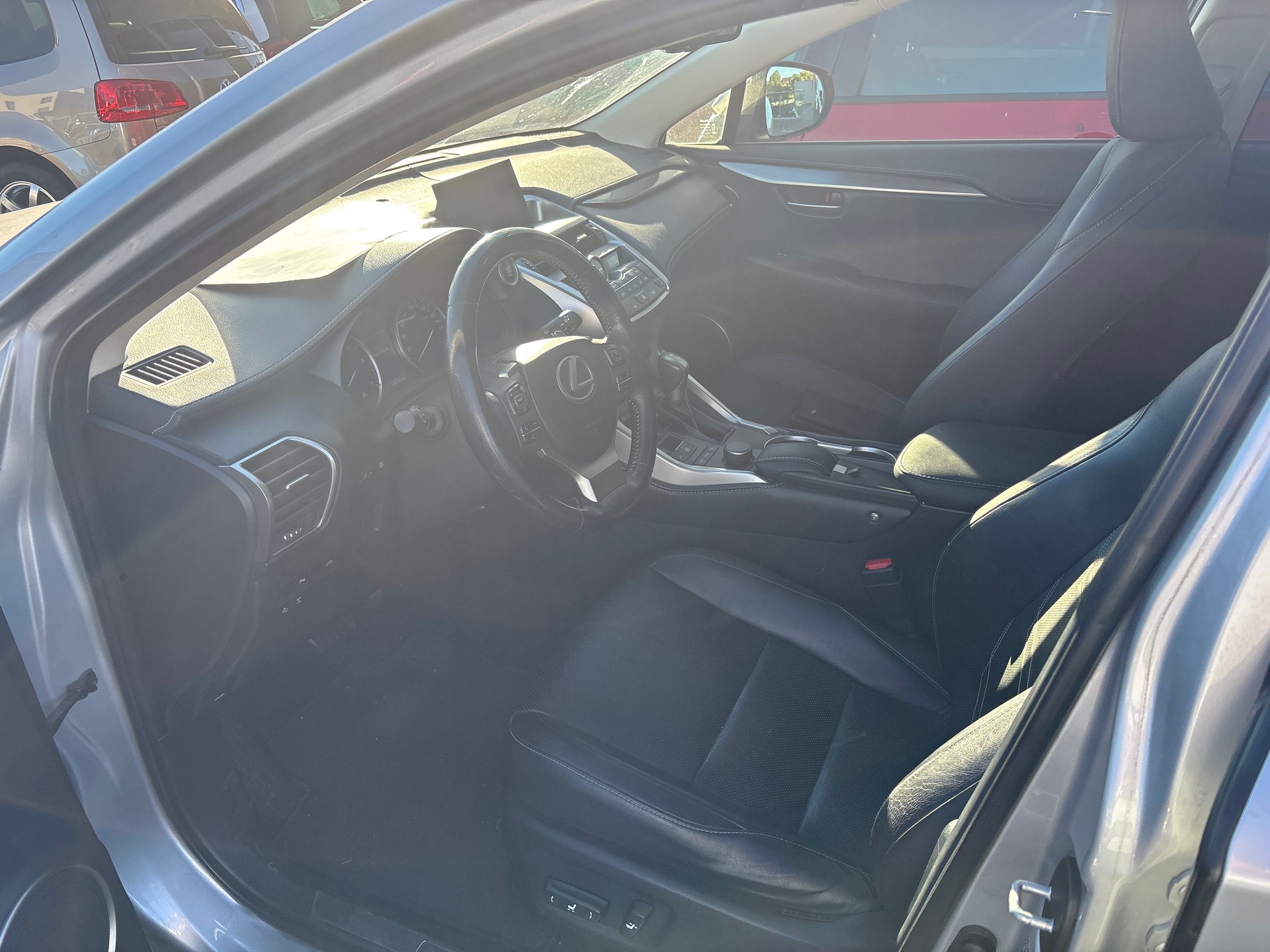 LEXUS NX 200t comfort AWD Automatic-image-6