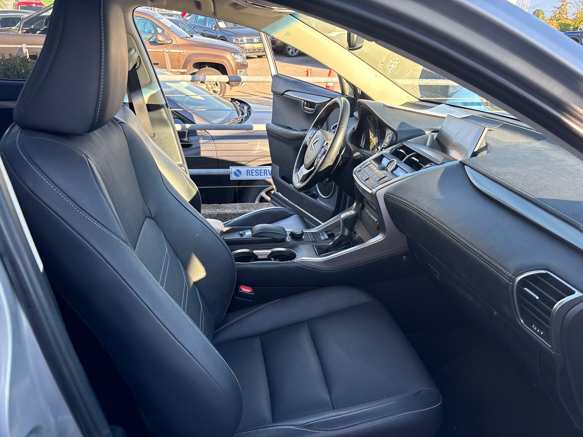 LEXUS NX 200t comfort AWD Automatic-image-8