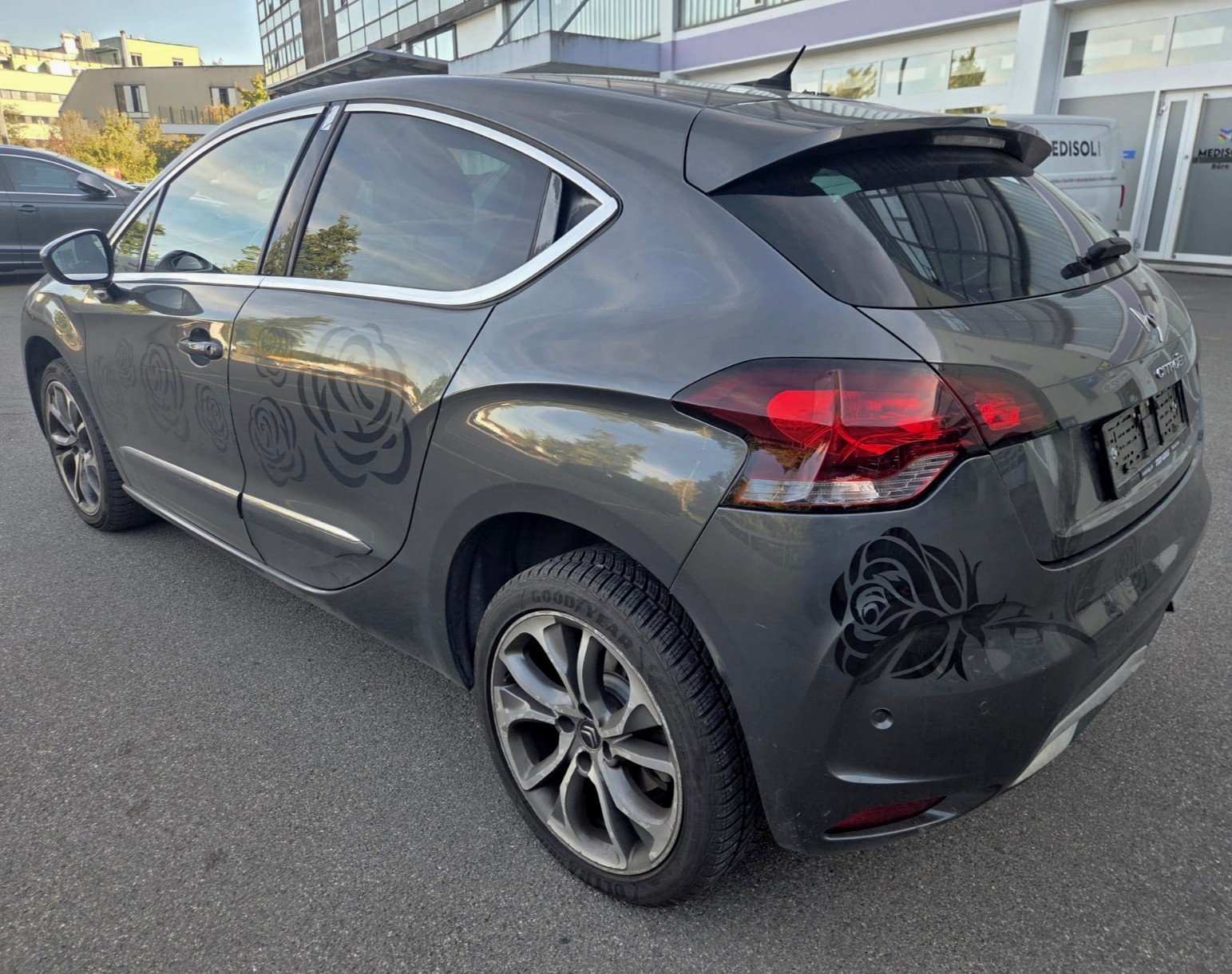 DS AUTOMOBILES DS4 1.6 THP Sport Chic-image-3
