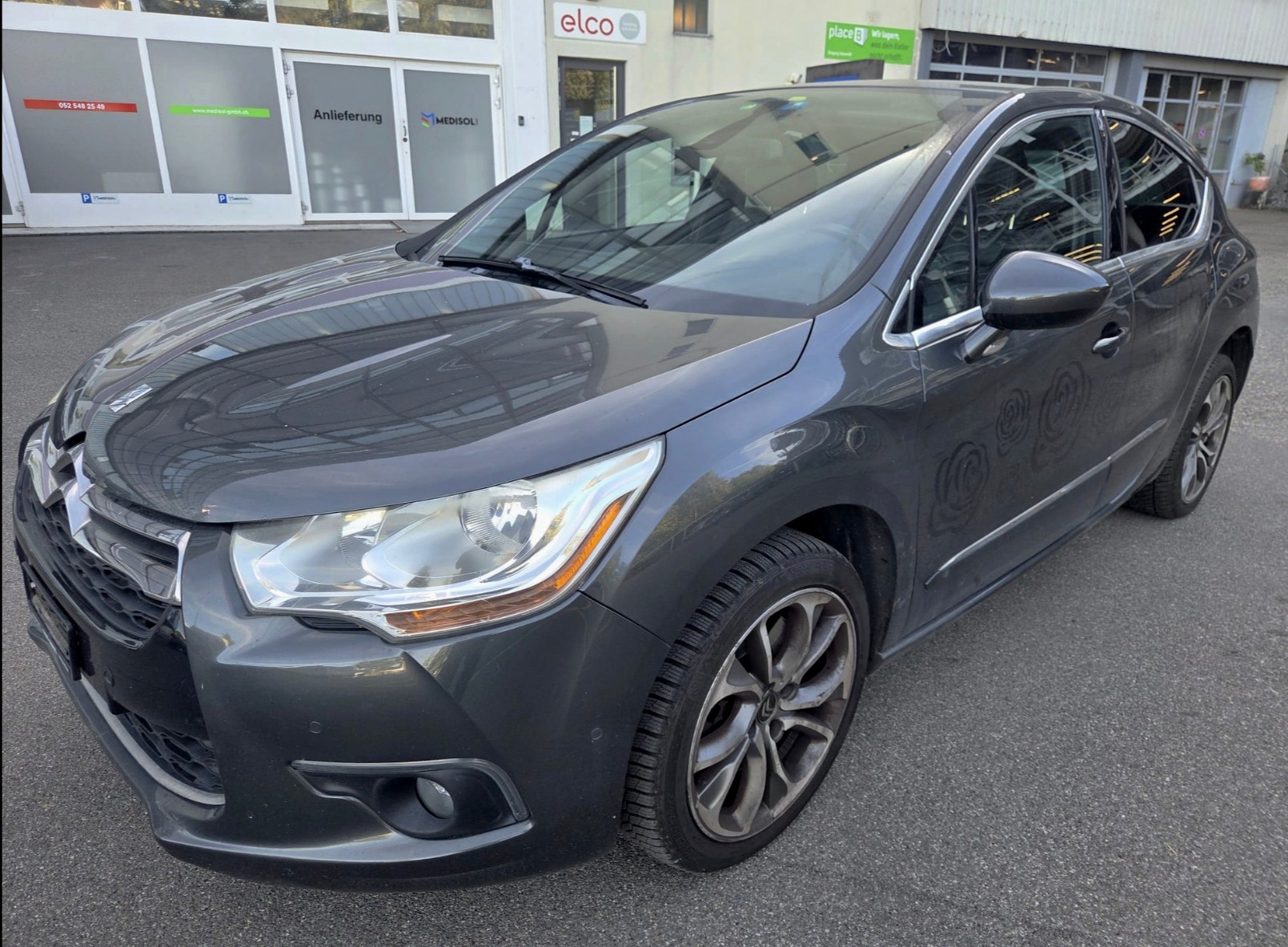 DS AUTOMOBILES DS4 1.6 THP Sport Chic-image-2