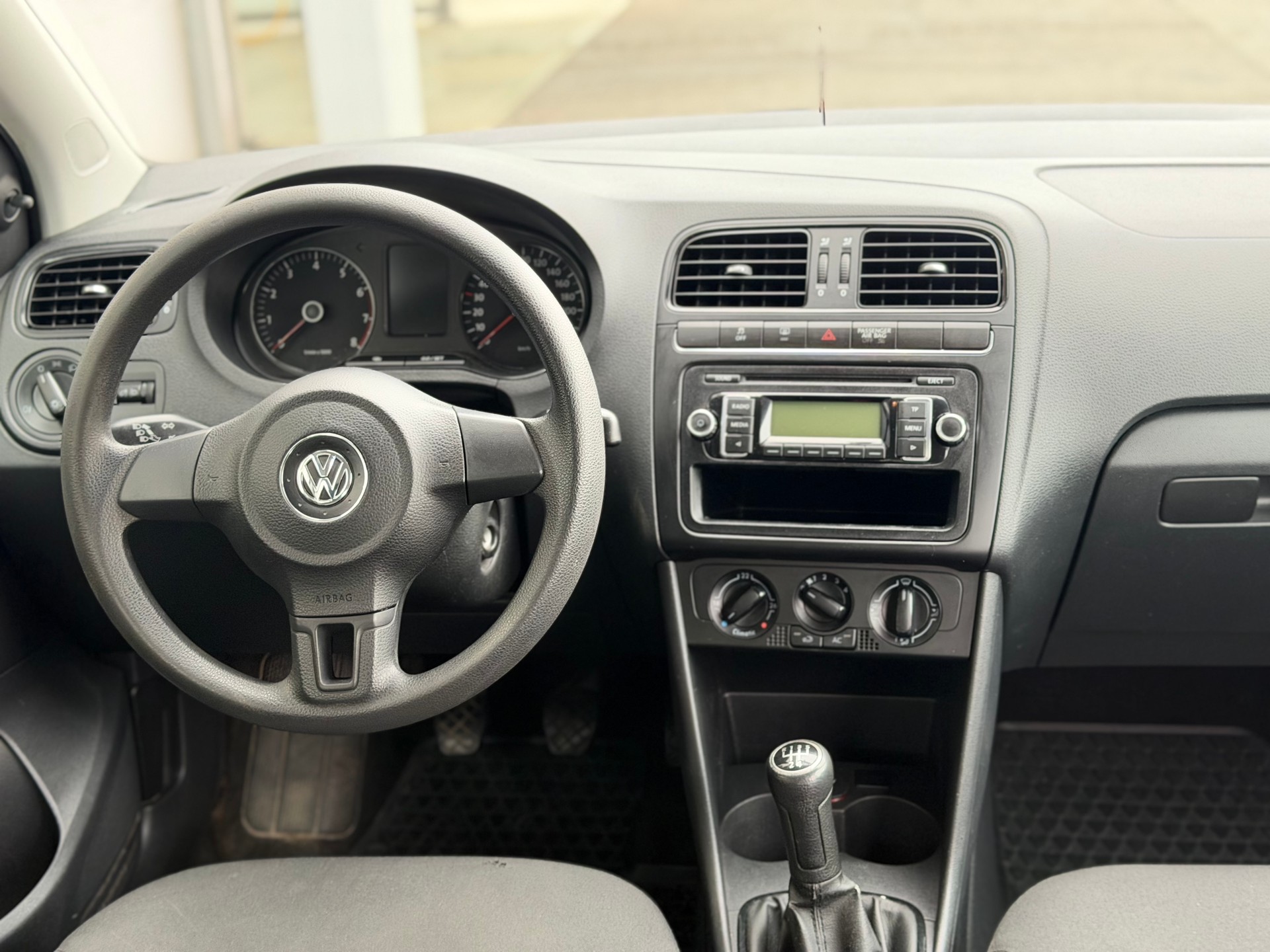 VW Polo 1.2 6V Trendline-image-6