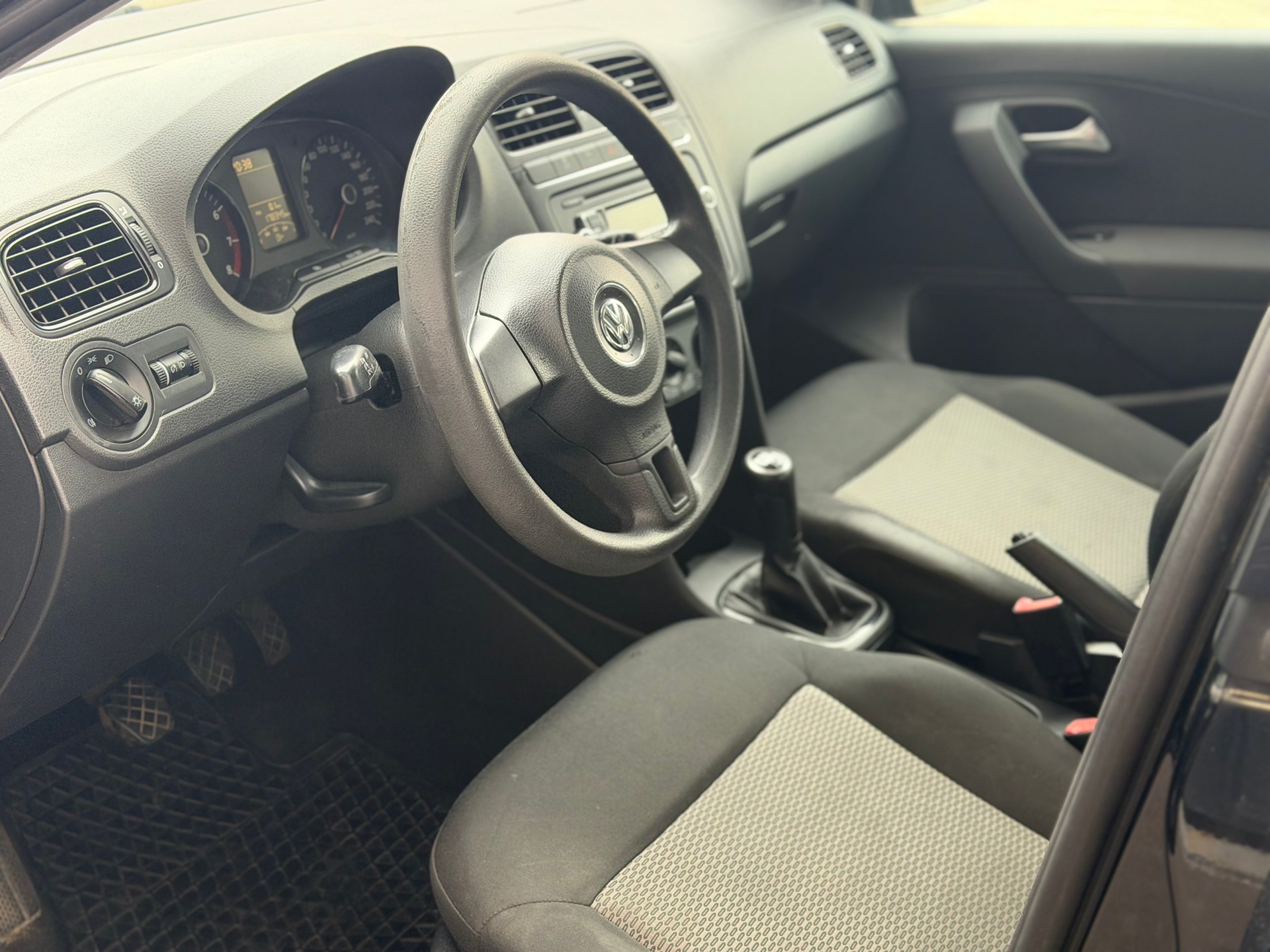 VW Polo 1.2 6V Trendline-image-5