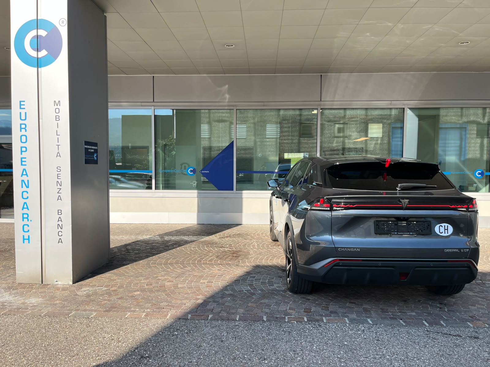 CHANGAN Deepal S07 80 kWh-image-3