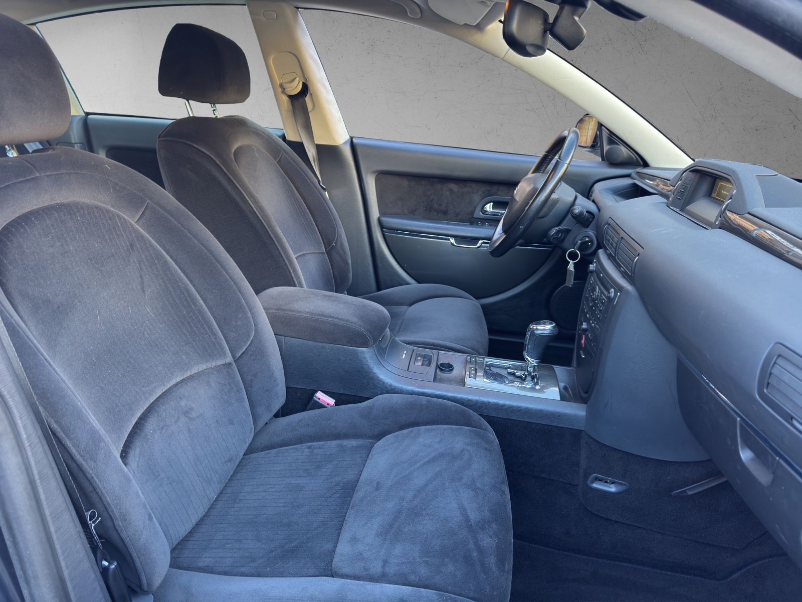 CITROEN C6 Sedan 2.7 HDi V6 Exclusive Automatic-image-10