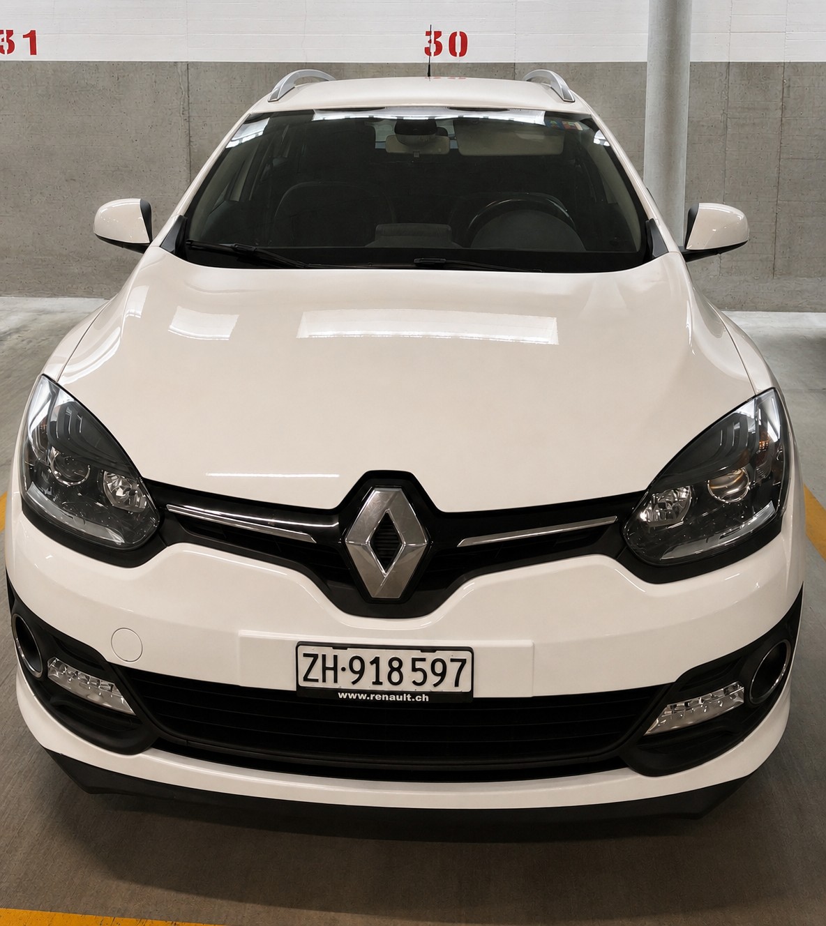 Car photo