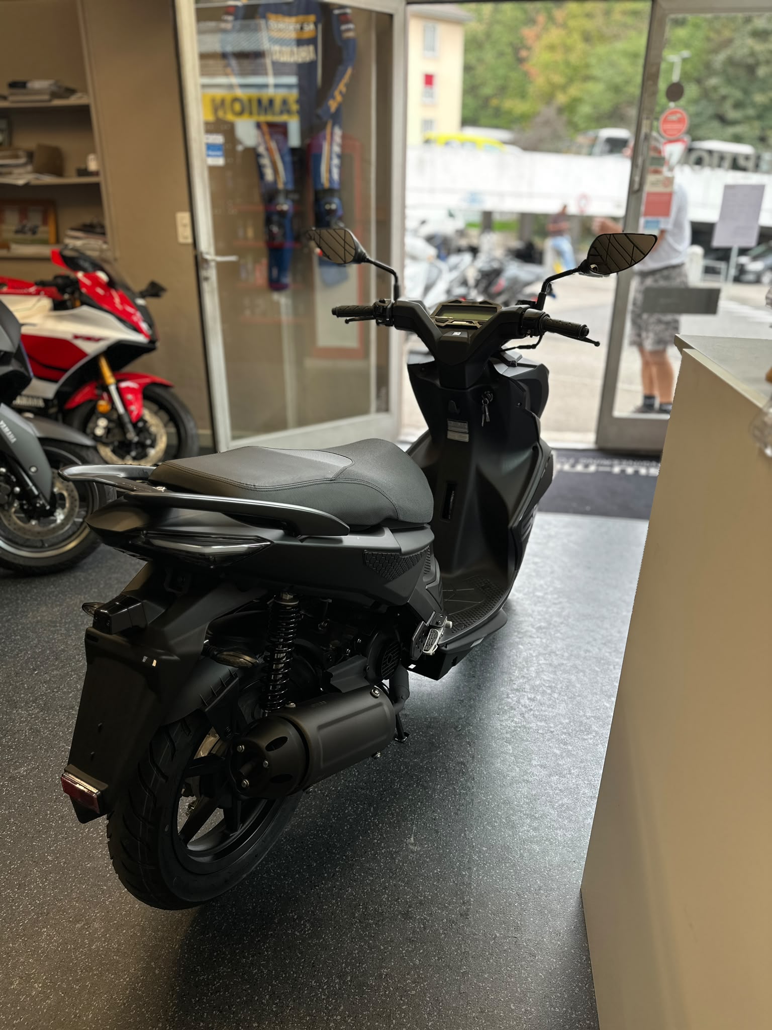 KYMCO Super 8-50 4T (45km/h)-showroom-element-2