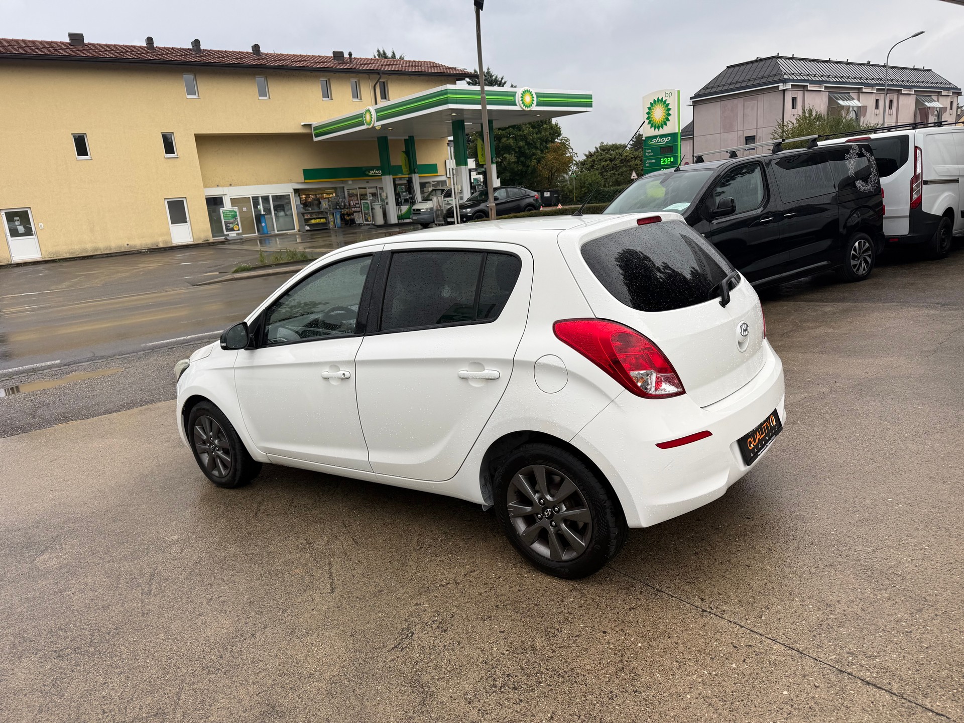 HYUNDAI i20 1.2 Pica-image-9