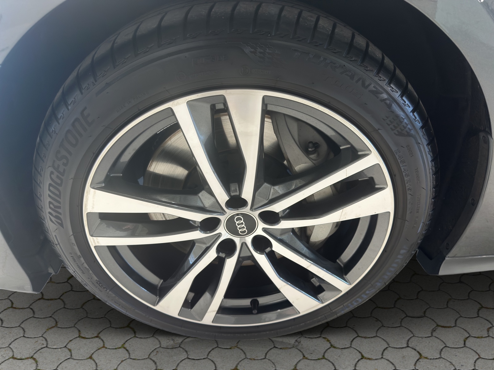 AUDI A6 Avant 50 TFSIe S line quattro S-tronic-image-8