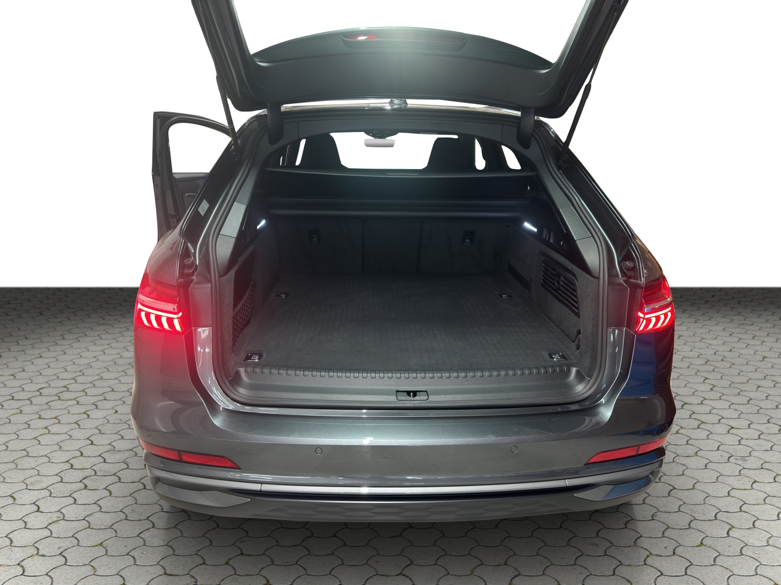 AUDI A6 Avant 50 TFSIe S line quattro S-tronic-image-12