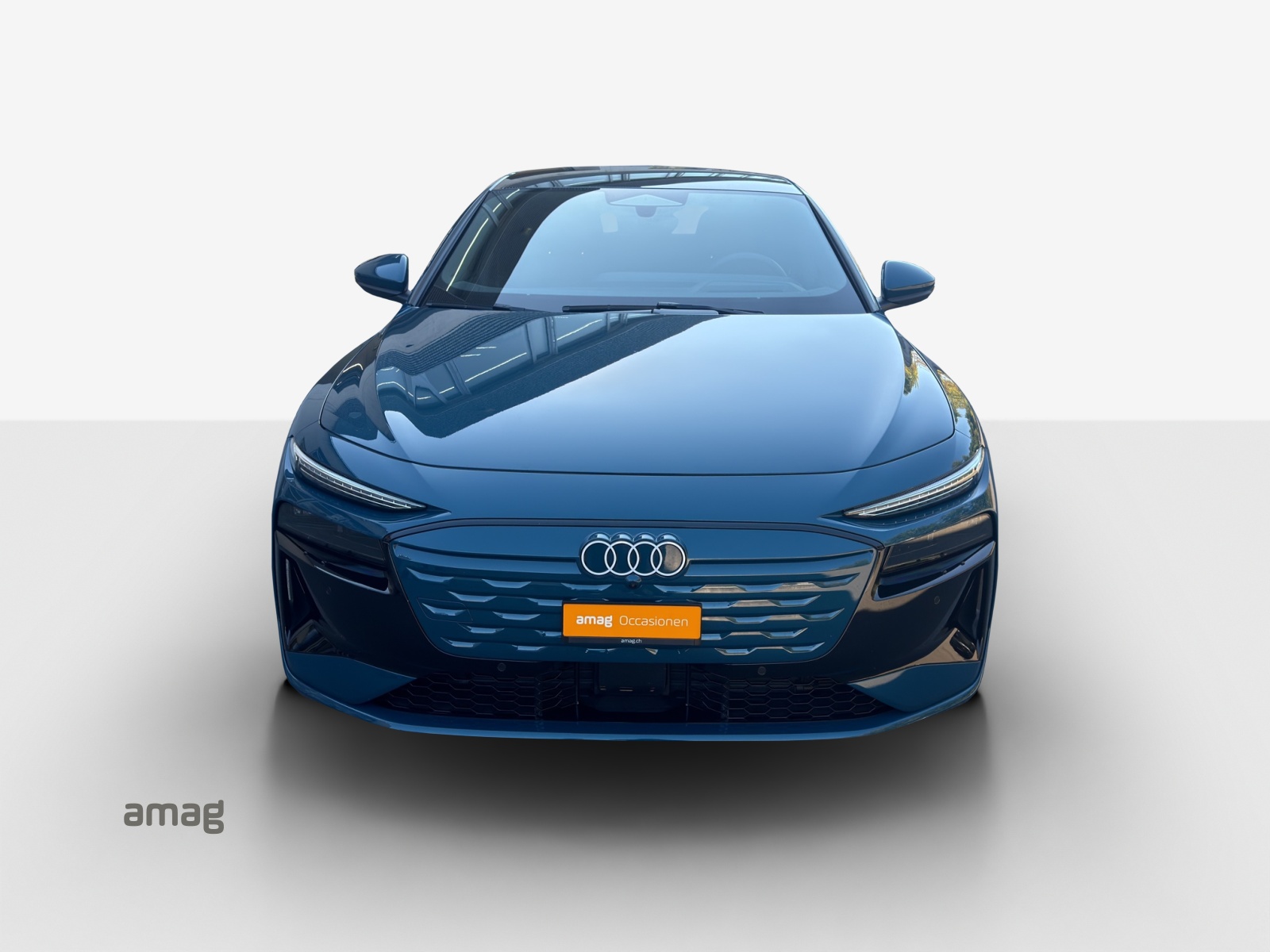 AUDI A6 Avant e-tron quattro-image-6