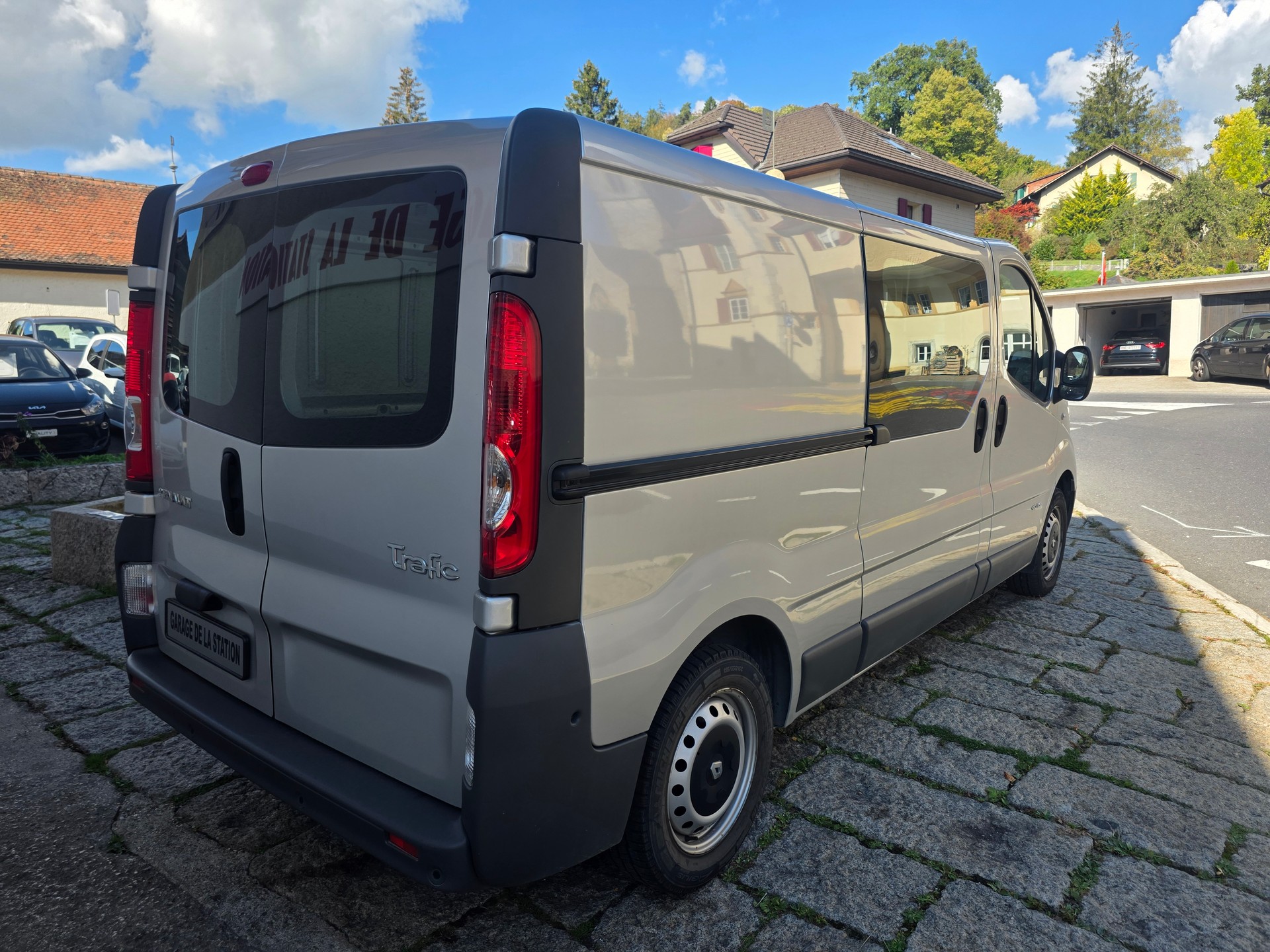 RENAULT Trafic 2.0 dCi 115 2.9t L2H1-image-3