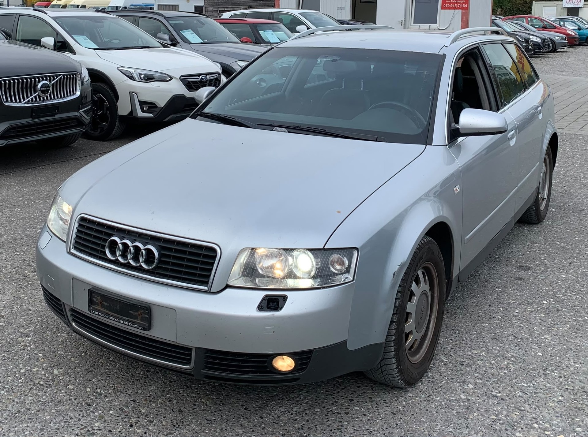 AUDI A4 Avant 1.9 TDI (Klimatronik * Radio CD * Leder/Alcantara * BO3)-image-2