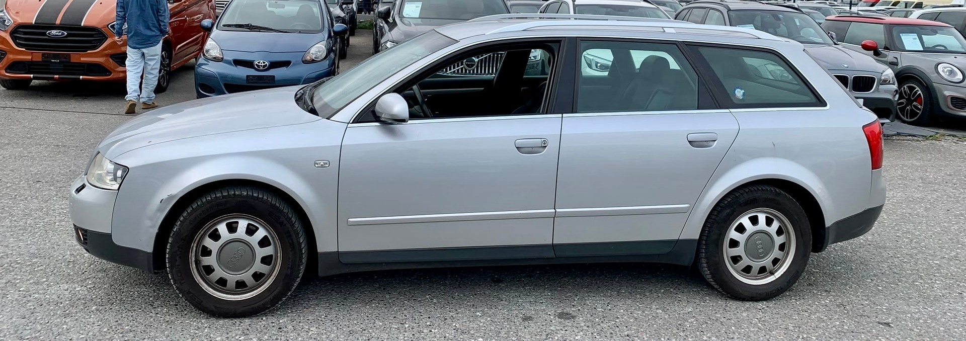 AUDI A4 Avant 1.9 TDI (Klimatronik * Radio CD * Leder/Alcantara * BO3)-image-6
