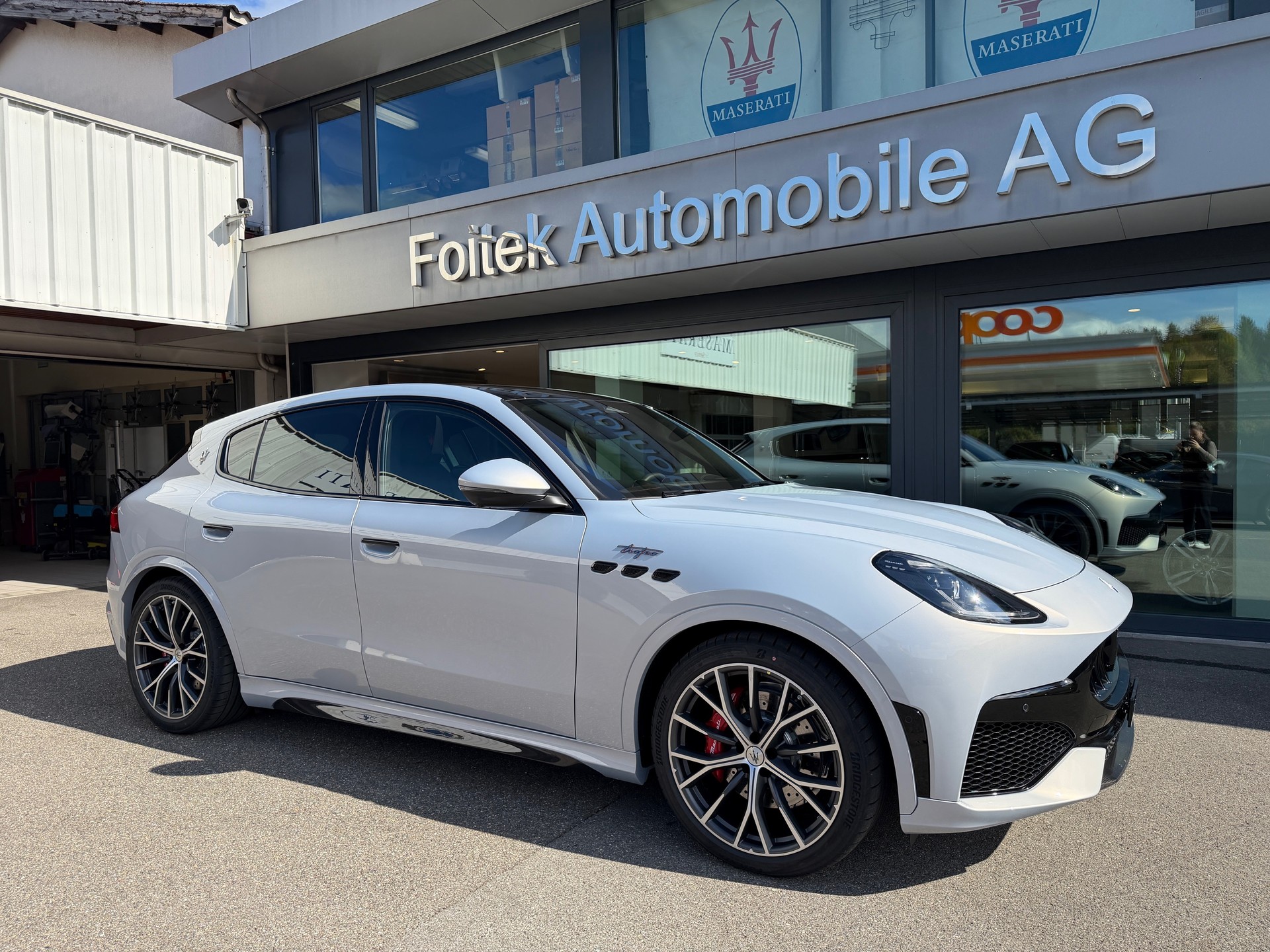 MASERATI Grecale 3.0 Trofeo Modelljahr 2027-image-2