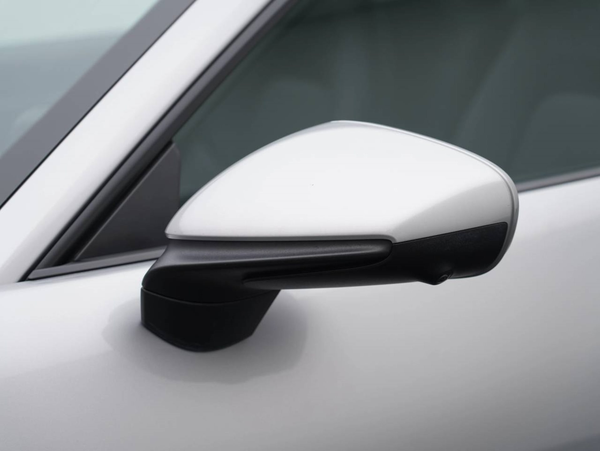 PORSCHE 911 Carrera-image-12