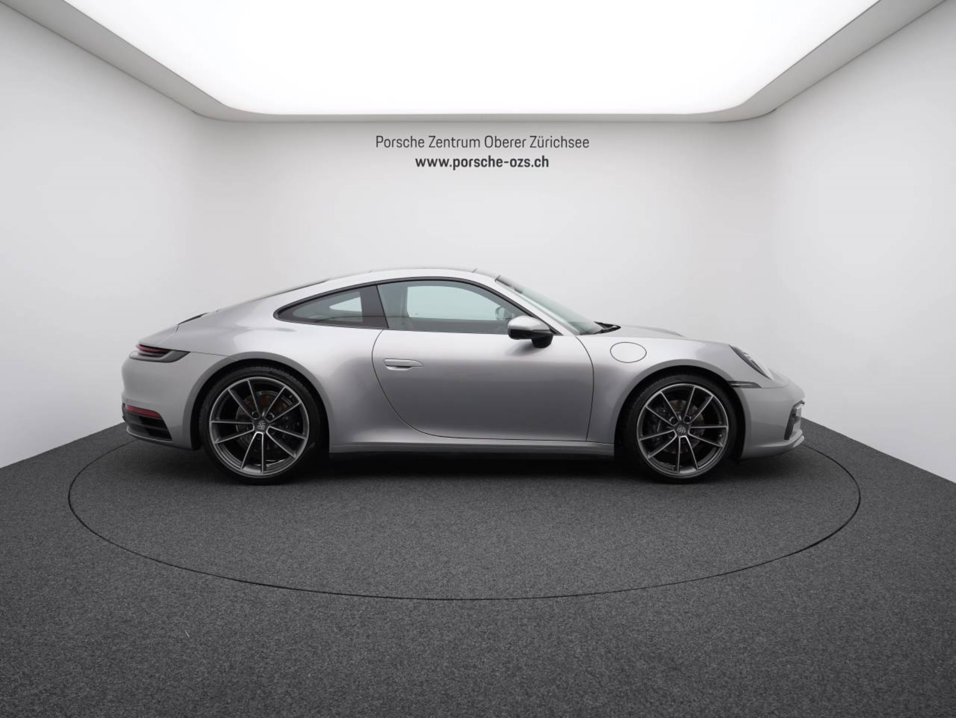 PORSCHE 911 Carrera-image-7
