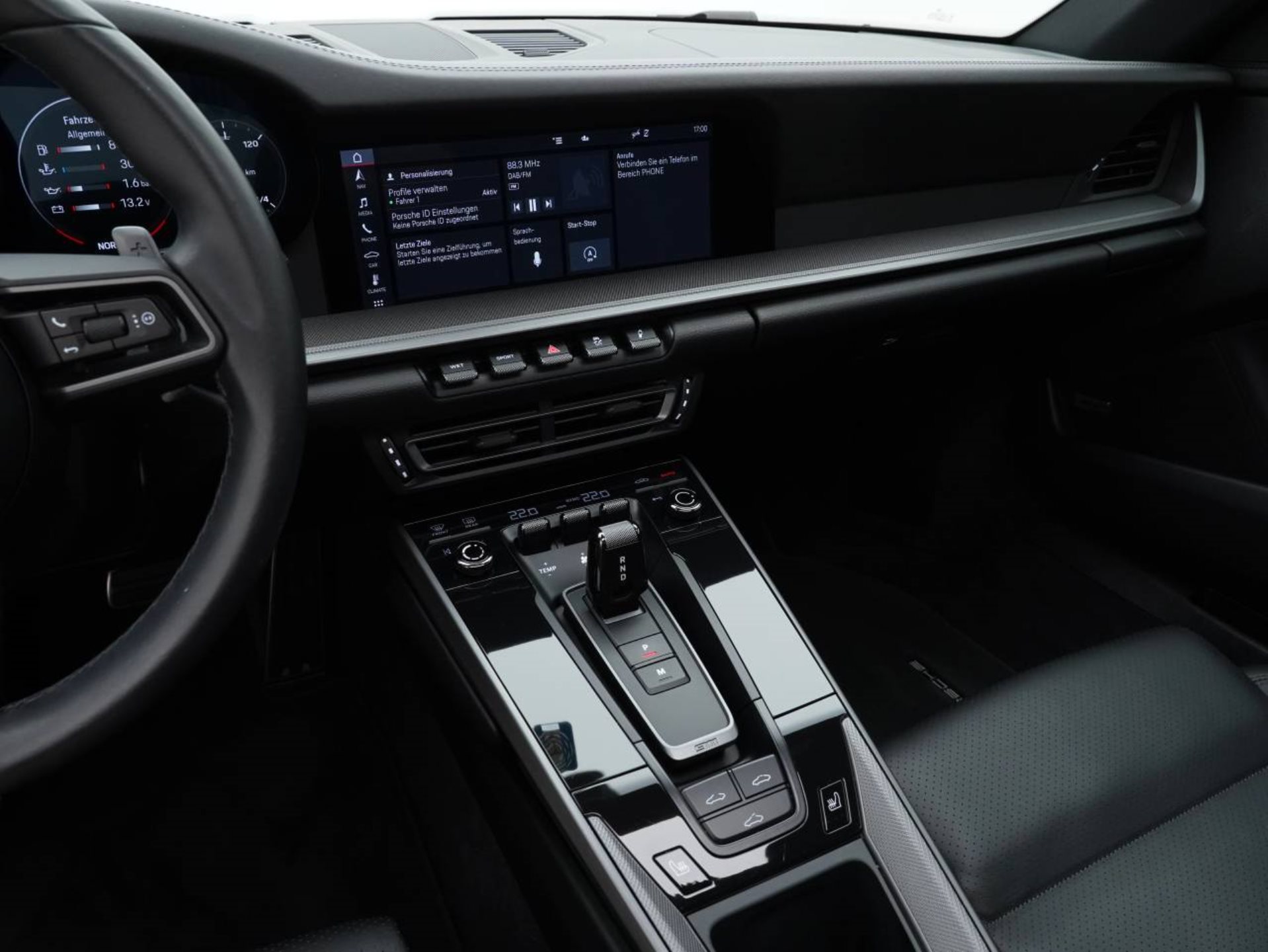 PORSCHE 911 Carrera-image-23