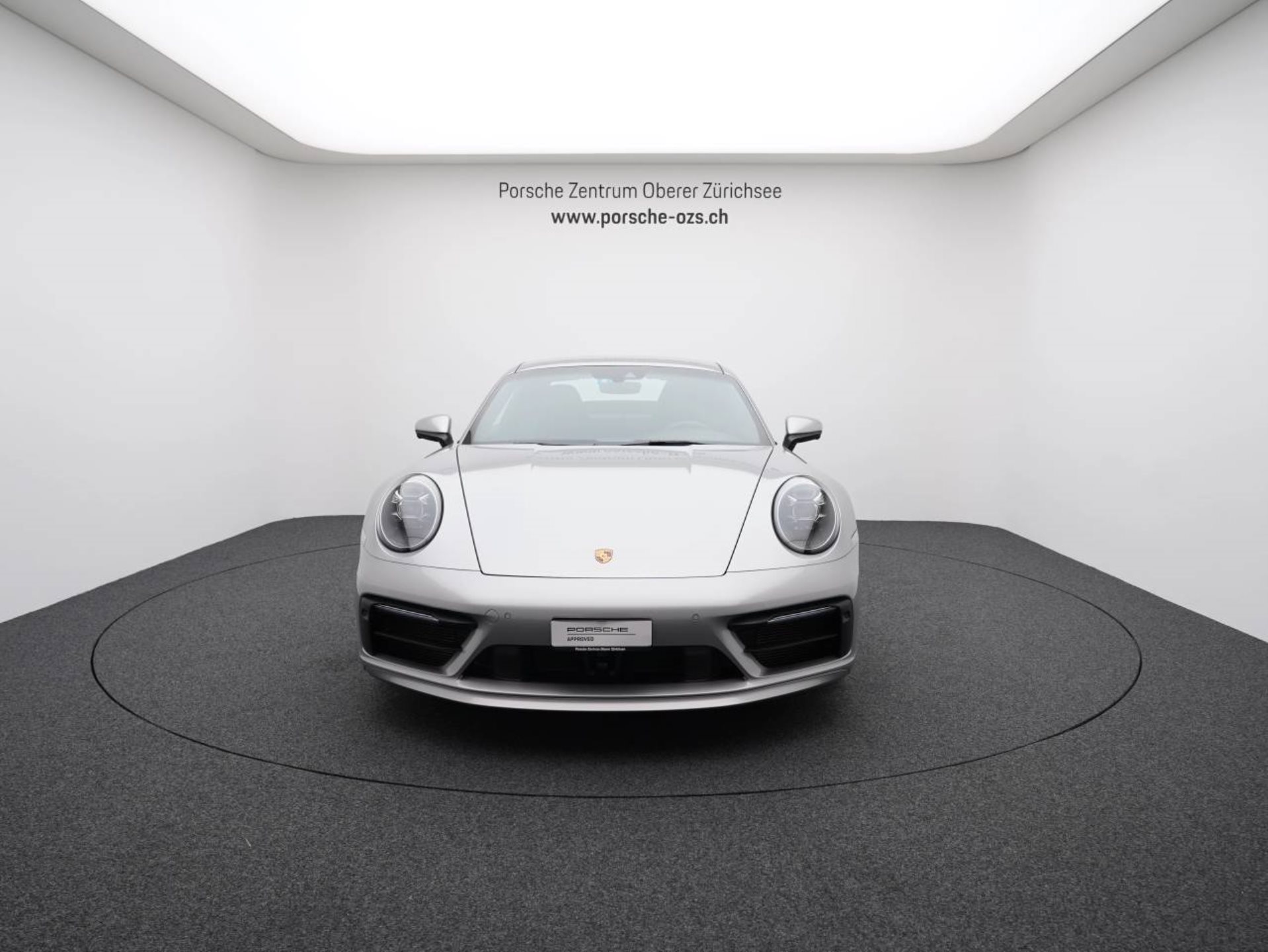 PORSCHE 911 Carrera-image-9