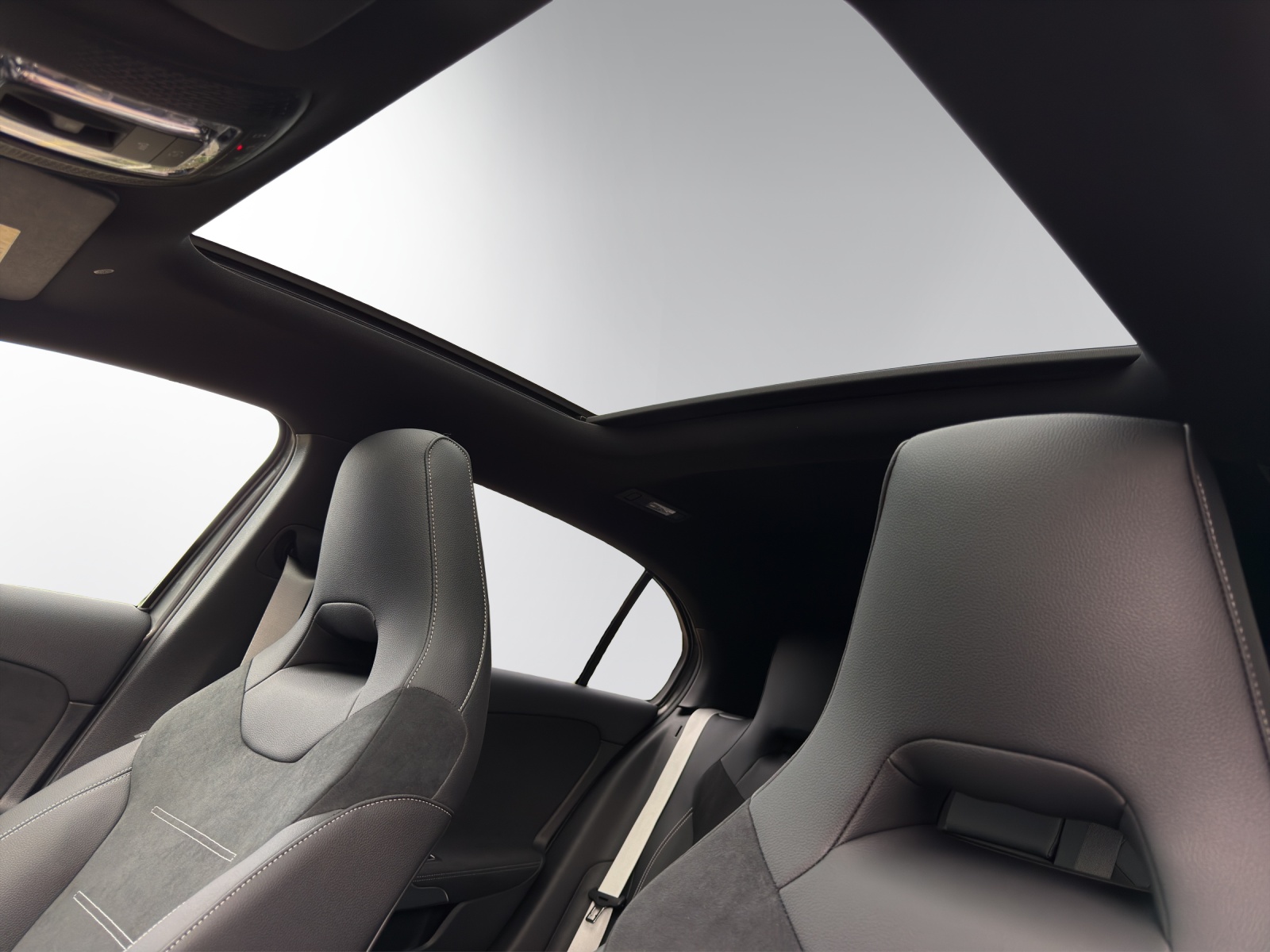 MERCEDES-BENZ A 250 4Matic 8G-DCT-image-9
