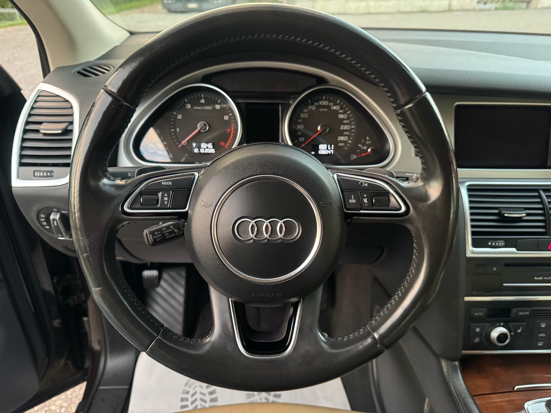 AUDI Q7 3.0 TFSI quattro tiptronic-image-19